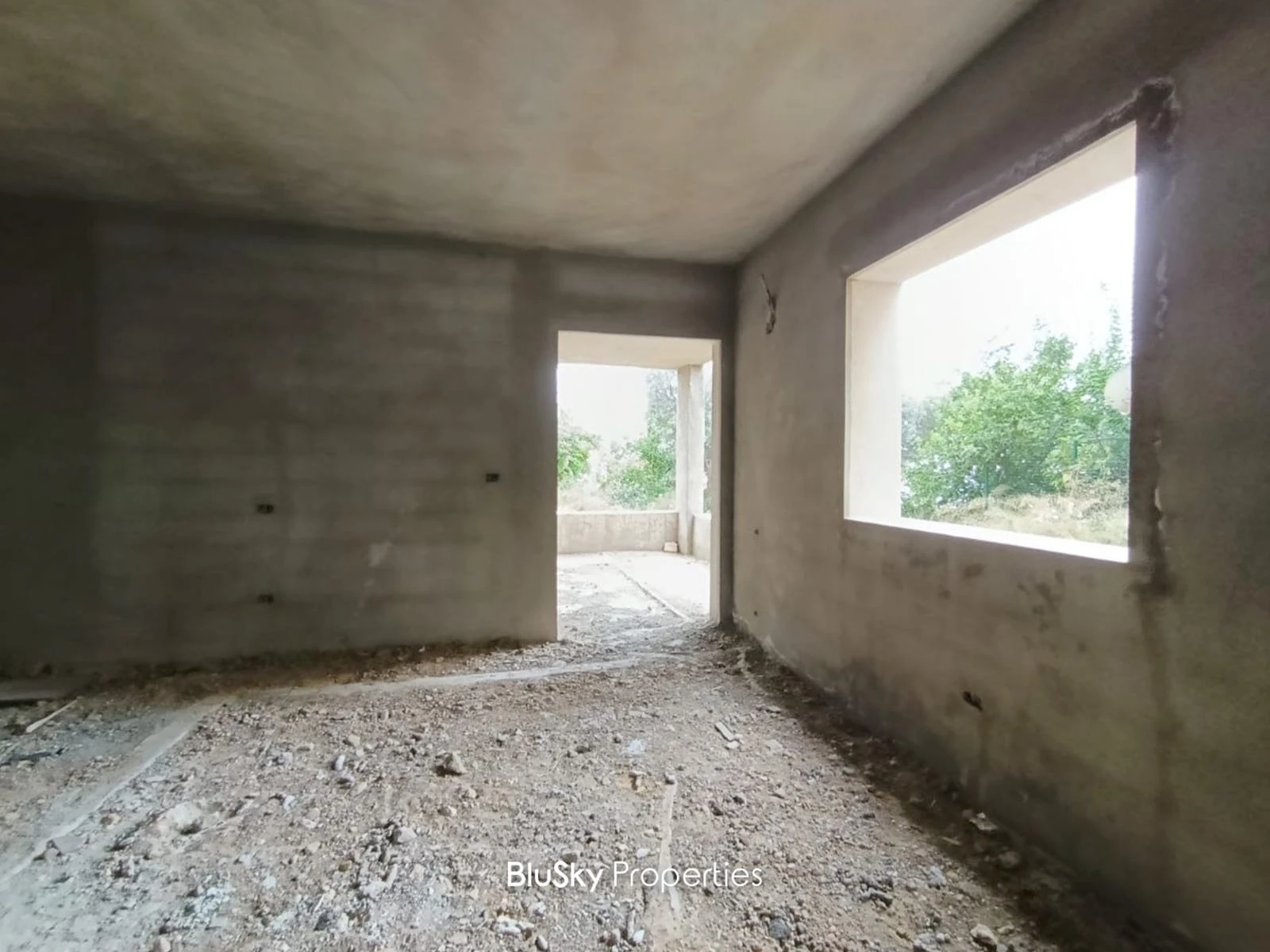Building 800m² with Sea View for Sale in Fidar — photo 4