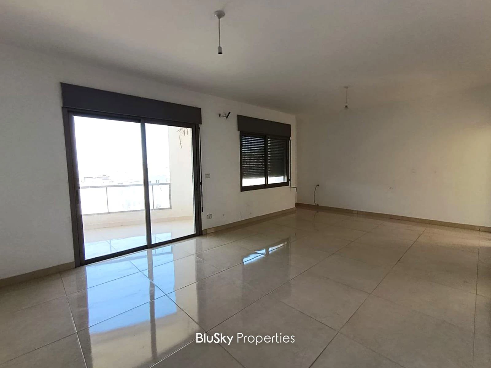 Apartment 140m² Mountain View for Sale in Ghazir