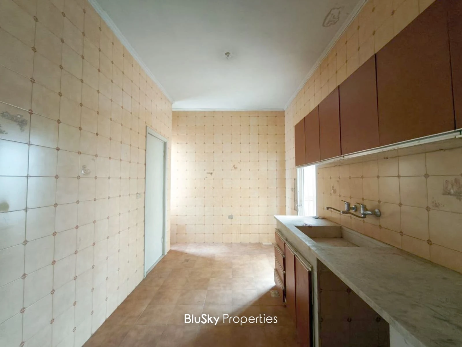 Apartment 150m² with Mountain View for Sale in Ghazir — الصورة 3