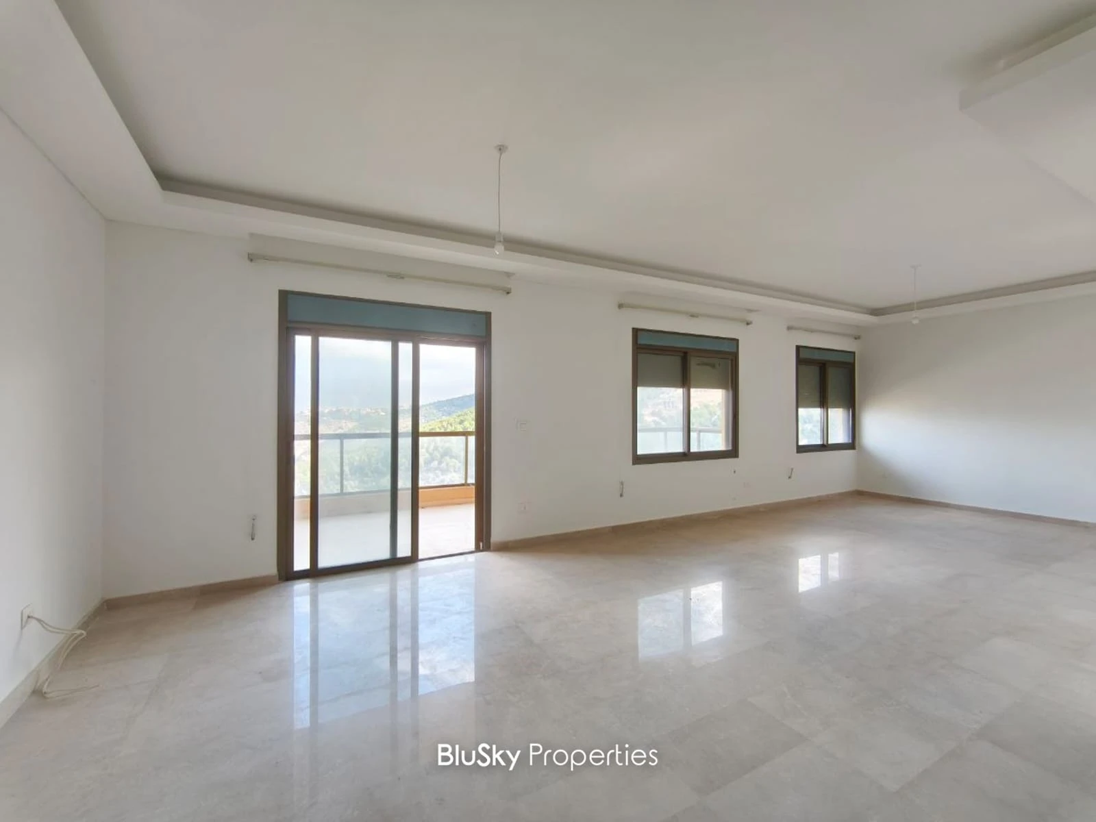 Apartment 175m² with Sea View for Sale in Ghazir