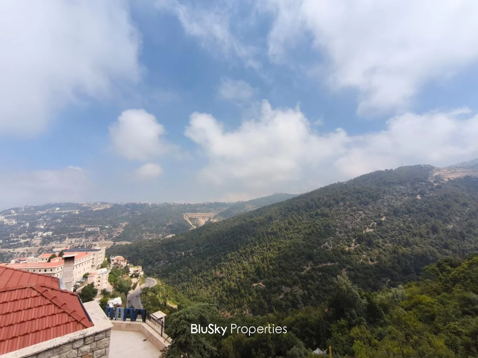 Apartment 200m² with Sea View for Sale in Ghazir — photo 2