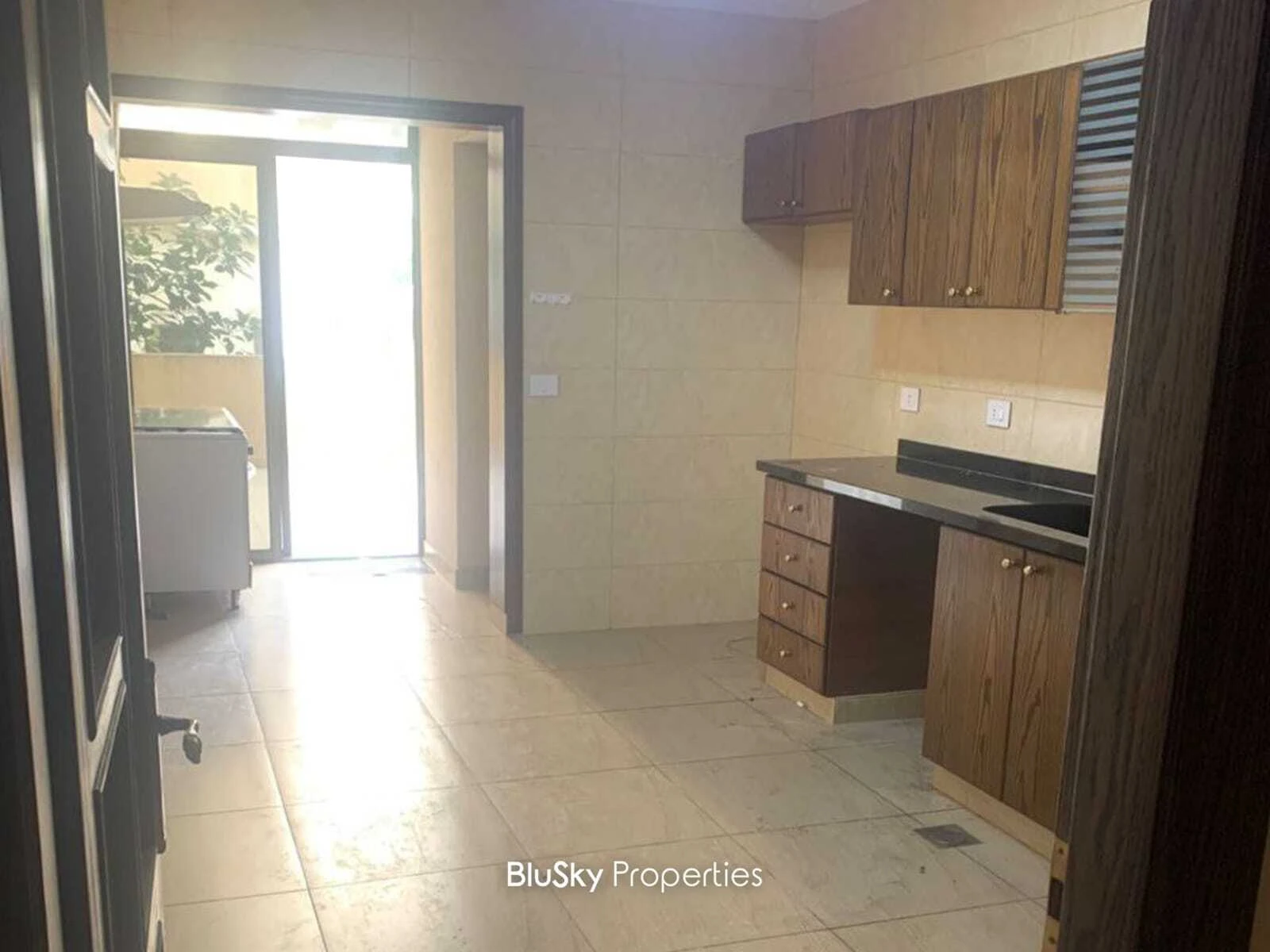 Apartment 220m² Terrace for Sale in Ghadir — photo 5