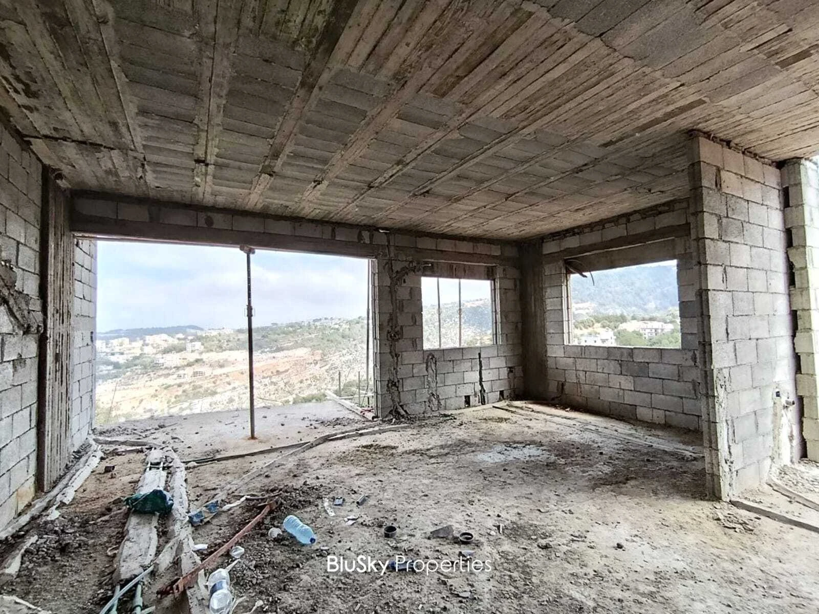 Apartment 120m² Terrace for Sale in Ghedres