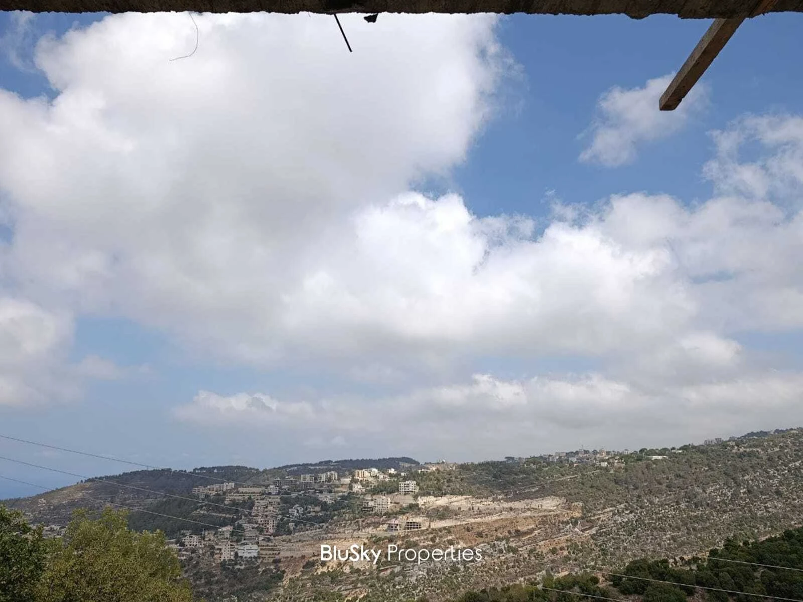 Apartment 120m² Terrace for Sale in Ghedres — photo 2
