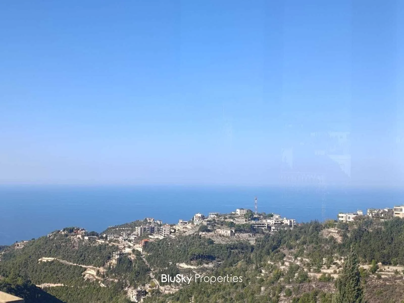 Apartment 280m² Sea View for Sale in Ghedres — الصورة 4