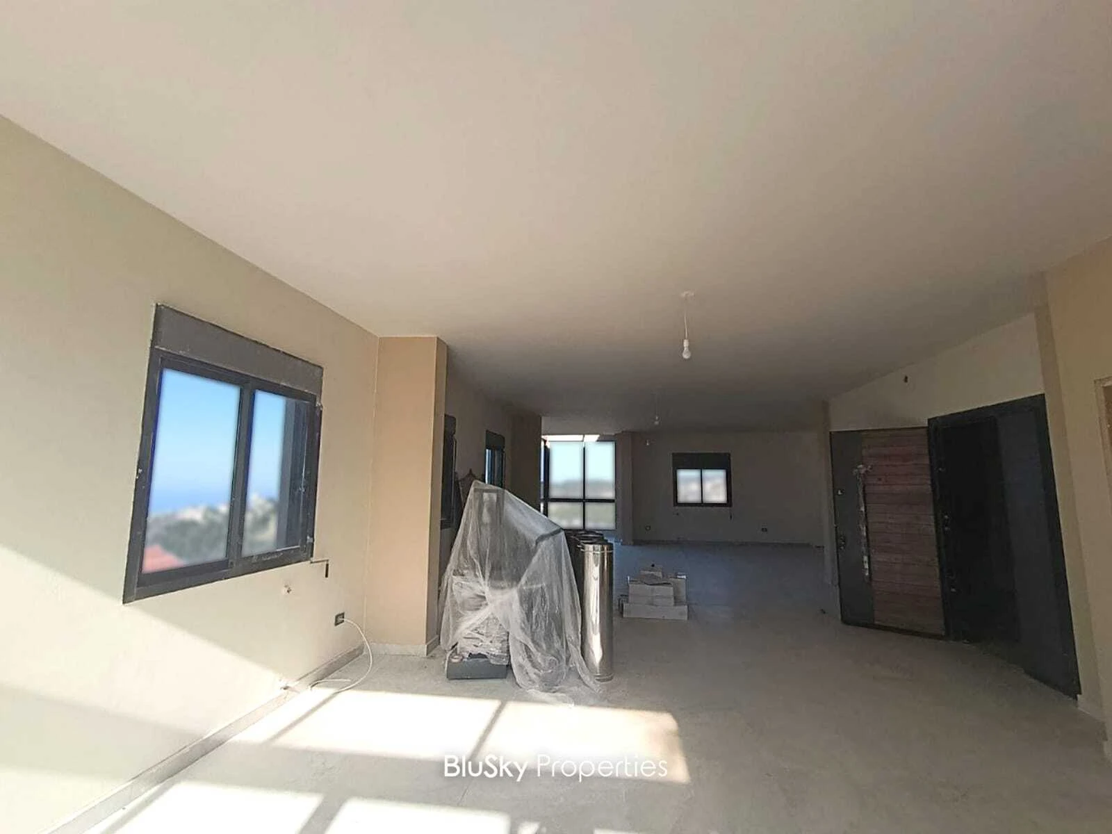 Apartment 280m² Sea View for Sale in Ghedres — الصورة 5