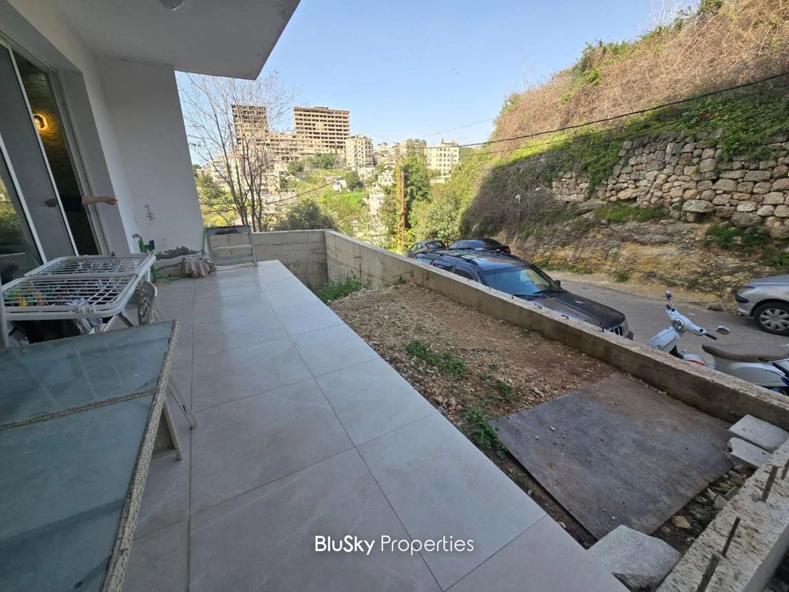 Apartment 138m² with Terrace for Sale in Hadath — photo 2