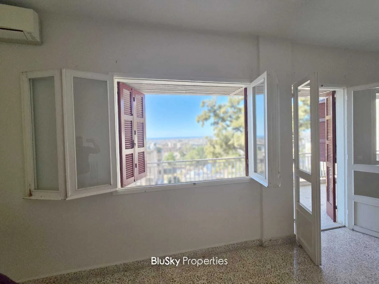 Apartment 180m² Sea View for Rent in Hadath — الصورة 2