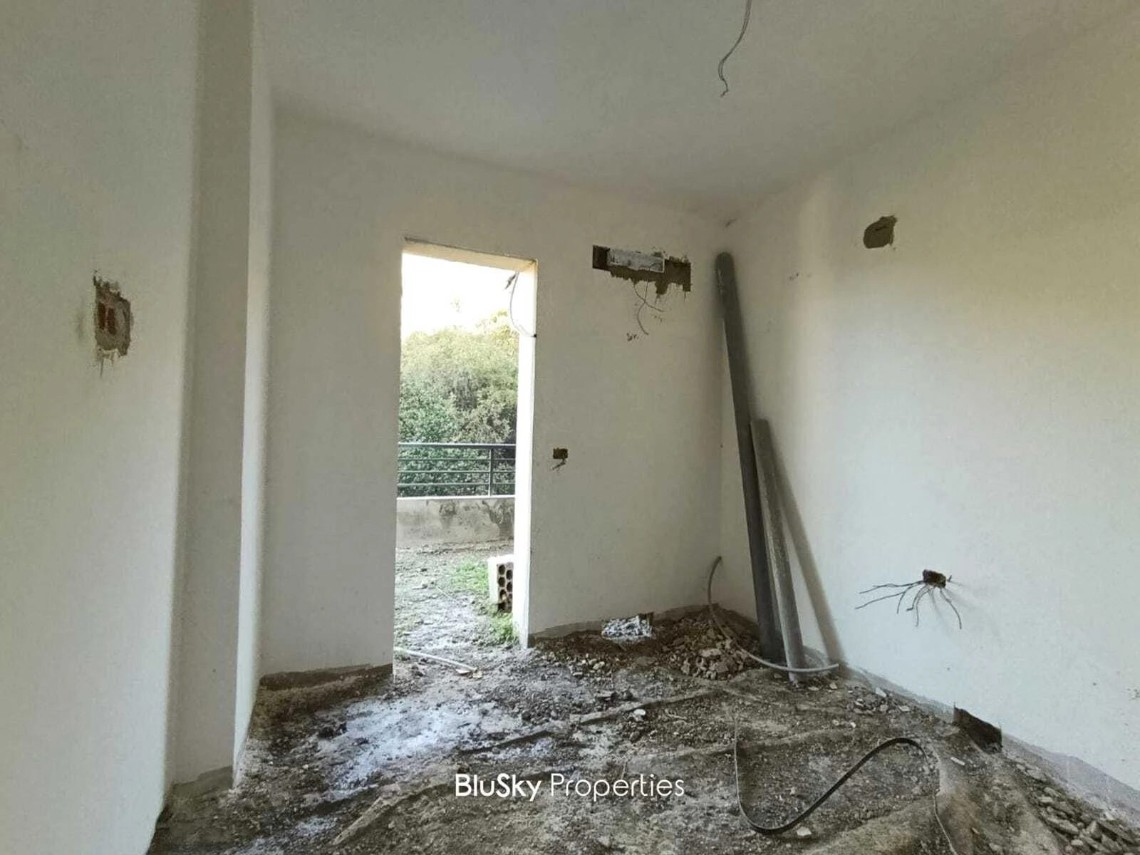 Apartment 112m² Garden for Sale in Halat — photo 4