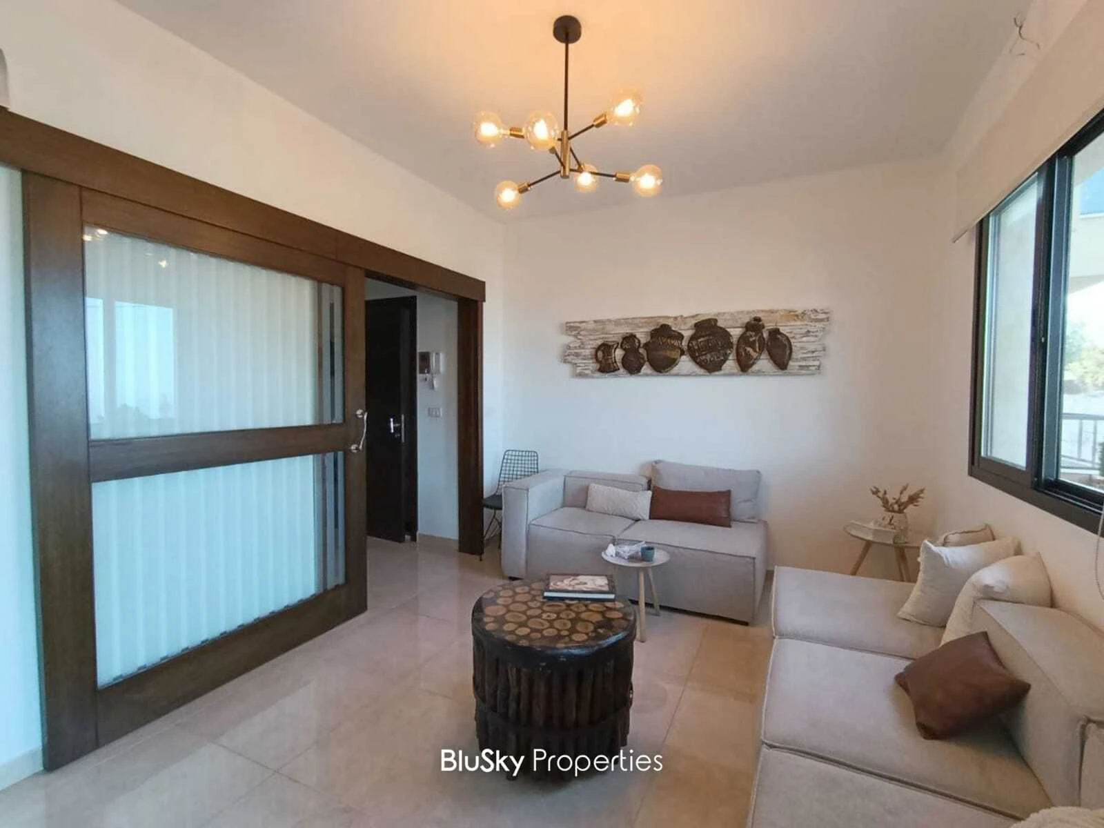 Apartment 120m² Sea View for Rent in Halat