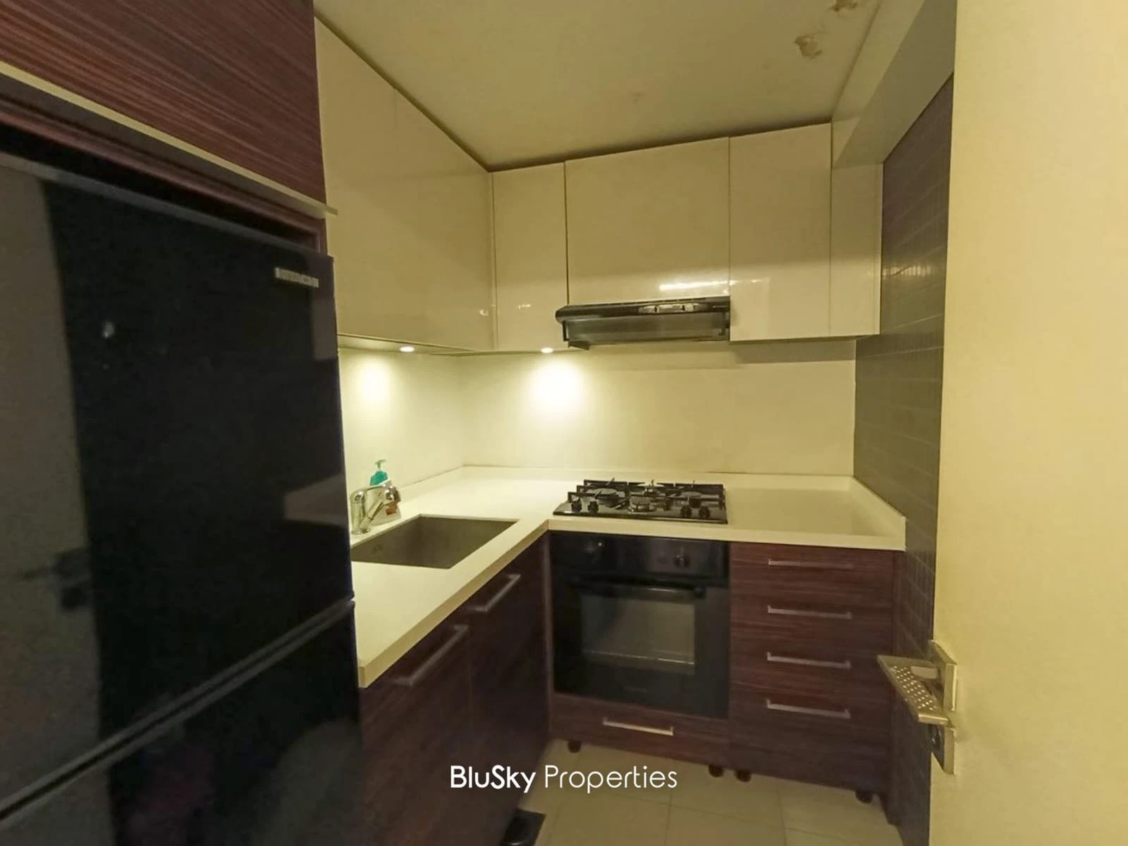 Chalet 130m² with Garden for Sale in Halat — الصورة 2