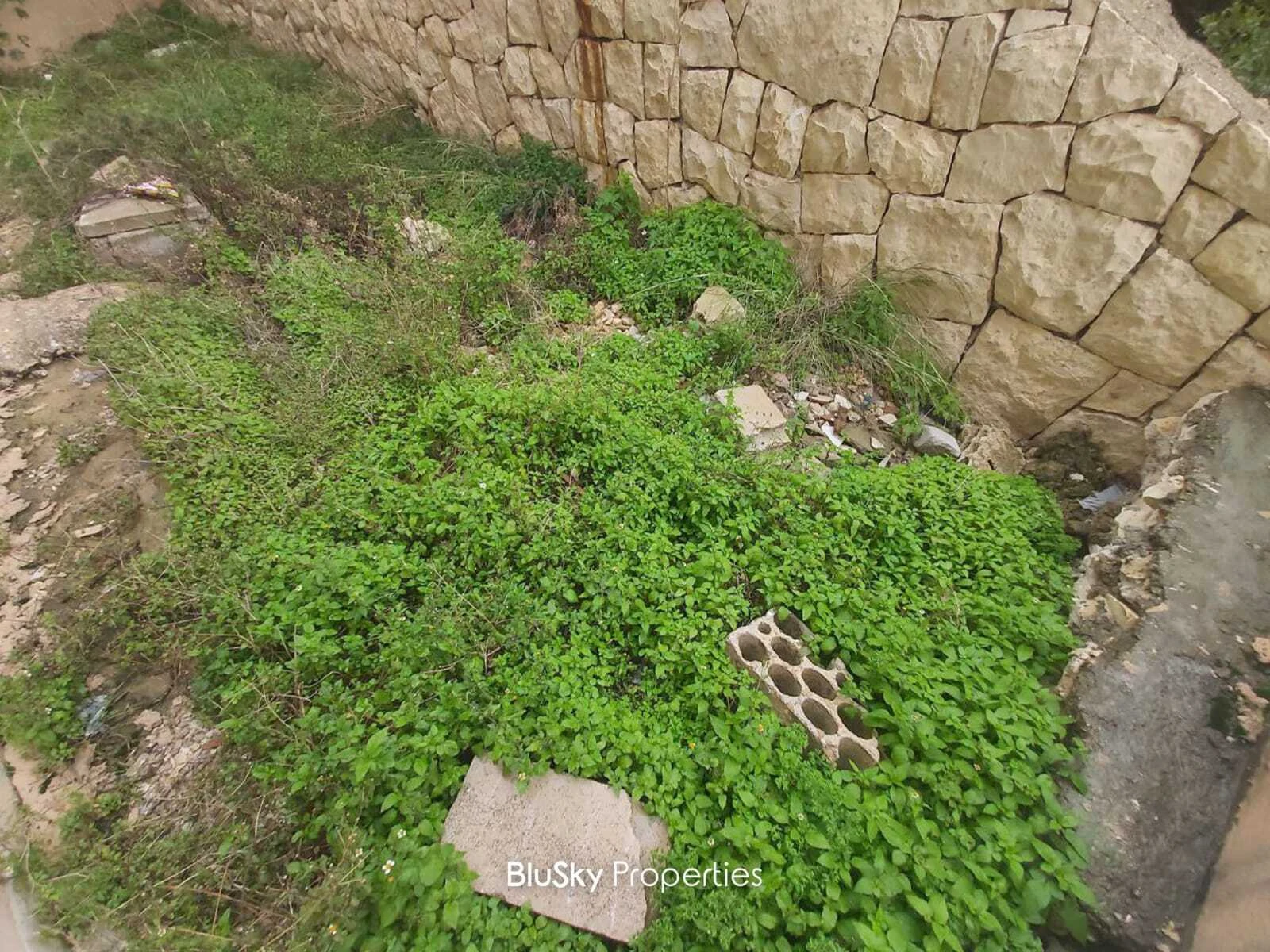 Apartment 130m² Garden for Sale in Halat — الصورة 2
