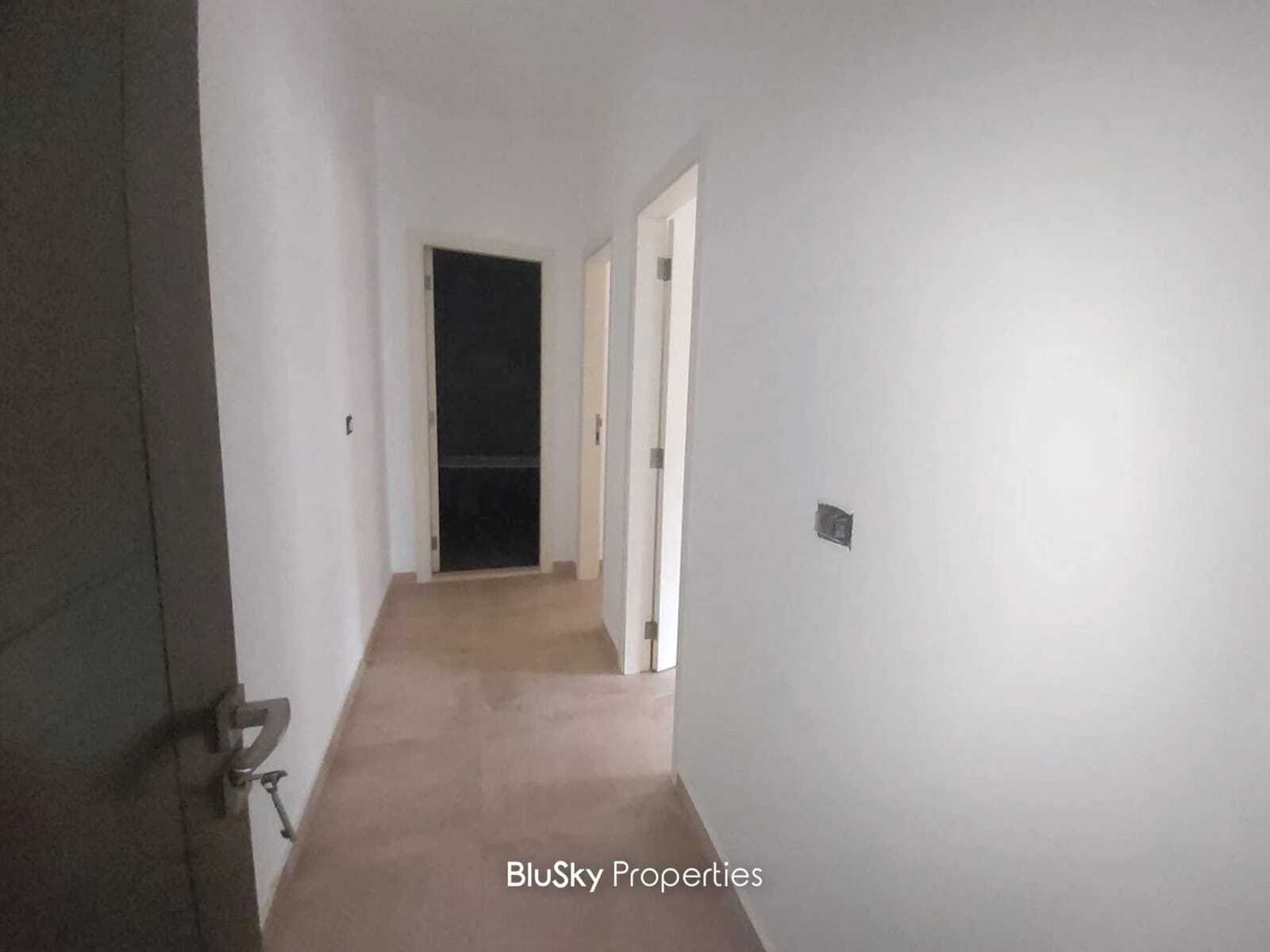 Apartment 130m² Garden for Sale in Halat — الصورة 4