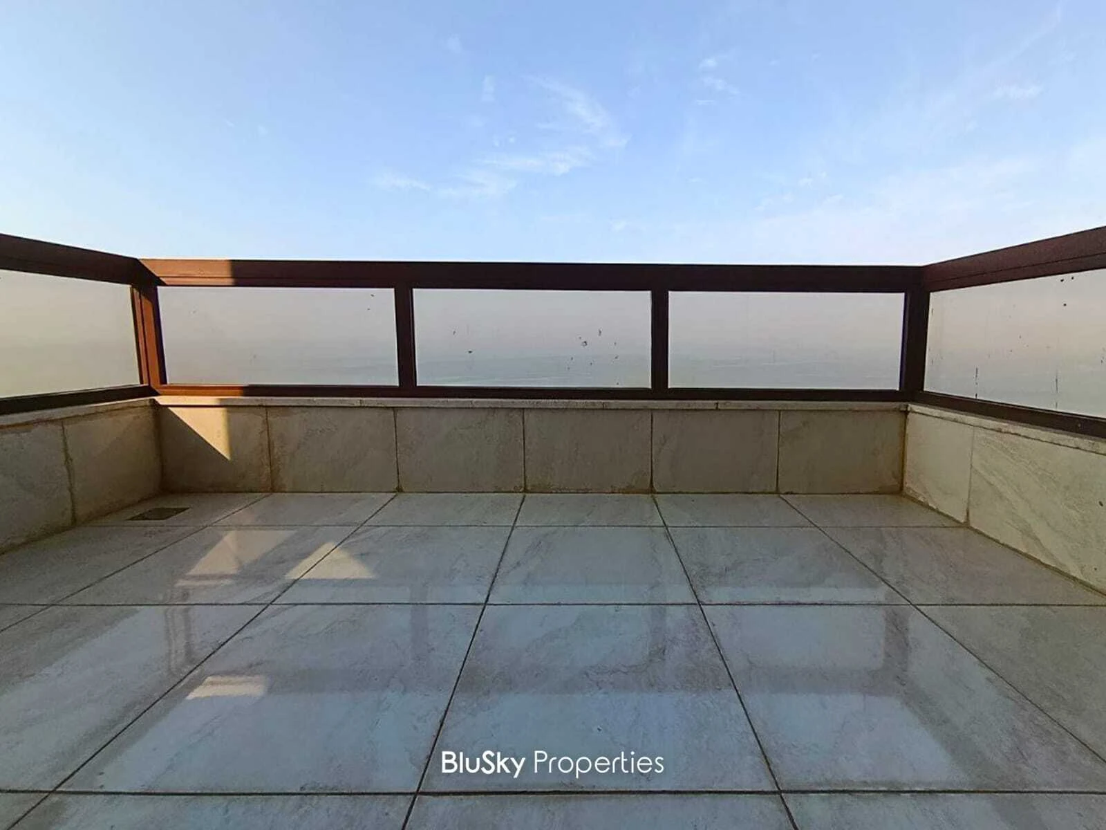 Apartment 140m² Balcony for Rent in Halat — الصورة 2