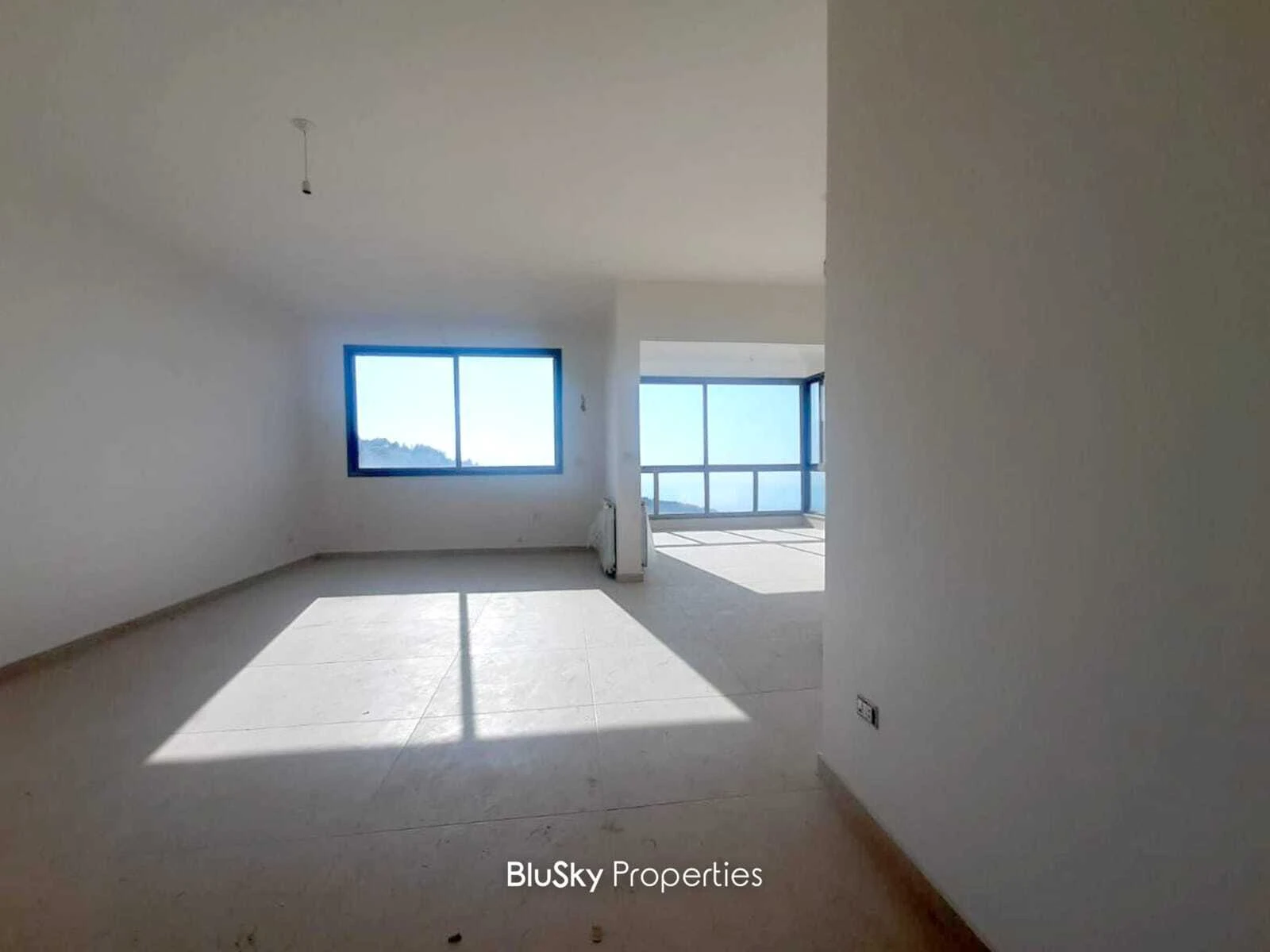 Apartment 140m² Sea View for Sale in Halat — photo 2