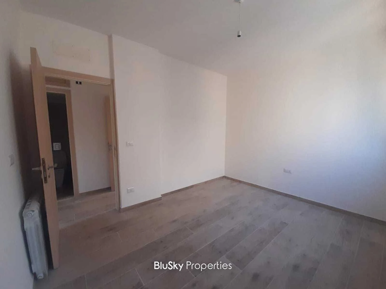 Apartment 140m² Sea View for Sale in Halat — photo 4