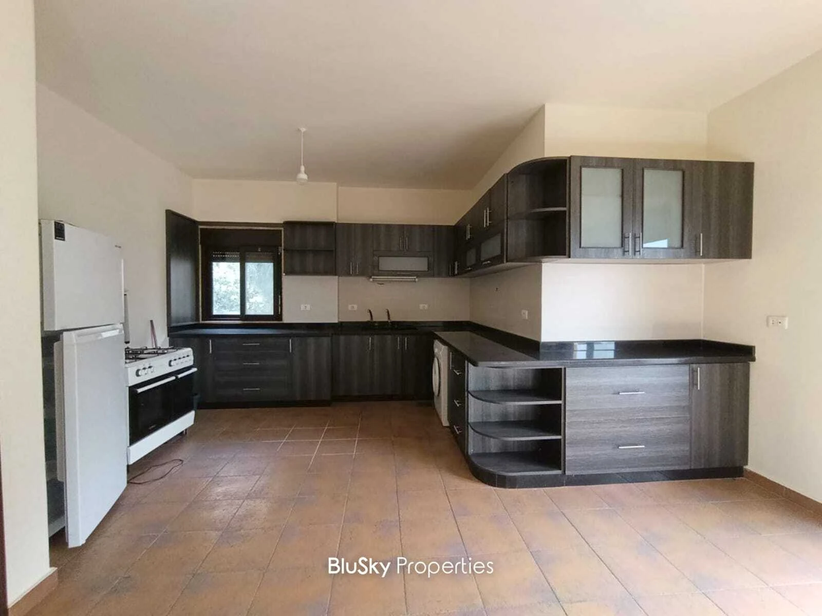Apartment 155m² Sea View for Rent in Halat — photo 5