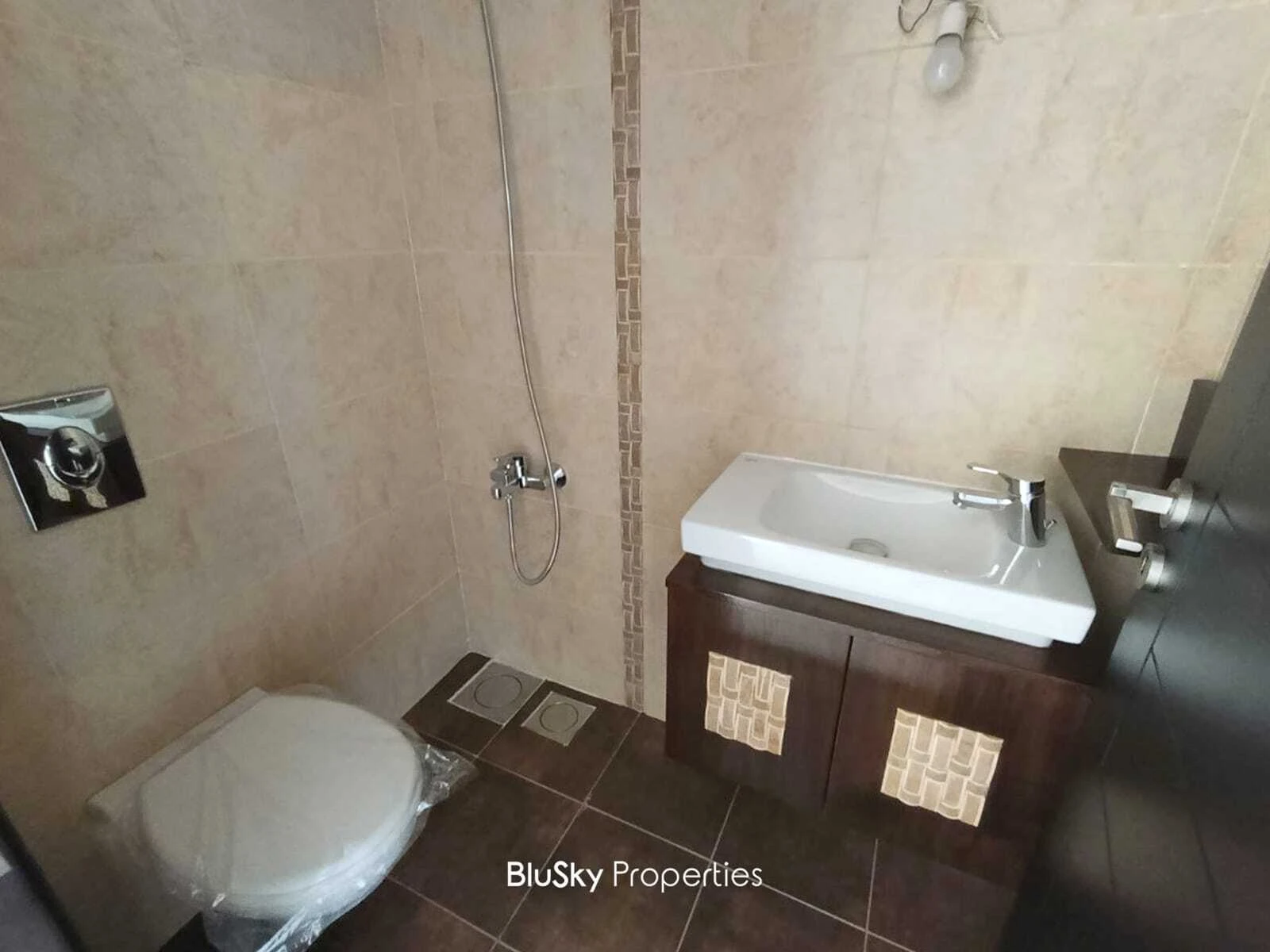 Apartment 155m² Sea View for Sale in Halat — photo 5
