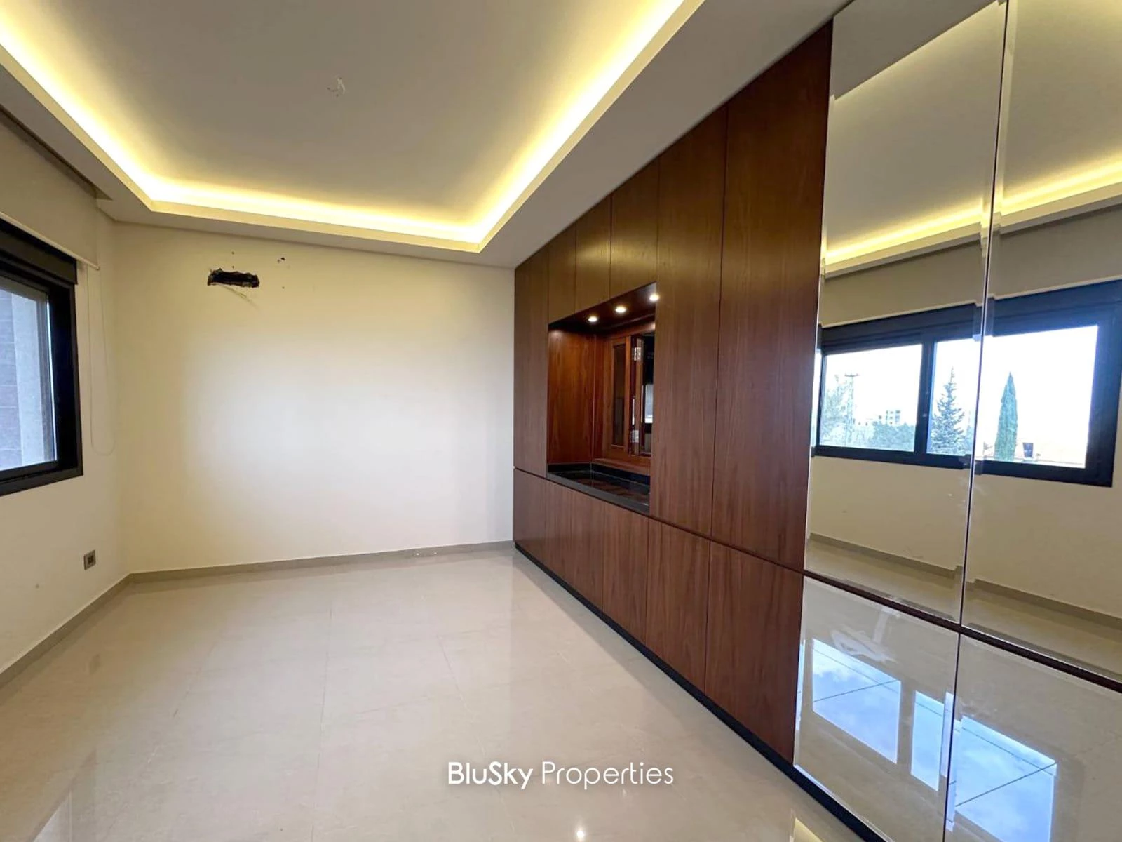 Apartment 160m² Sea View for Sale in Halat — photo 2