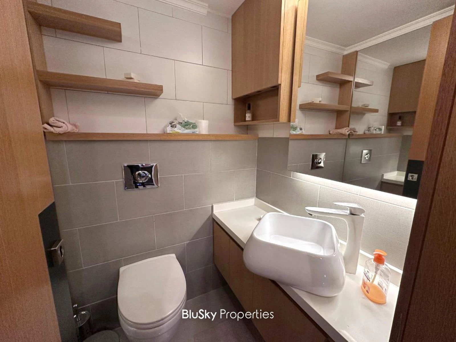 Apartment 160m² Sea View for Sale in Halat — photo 5