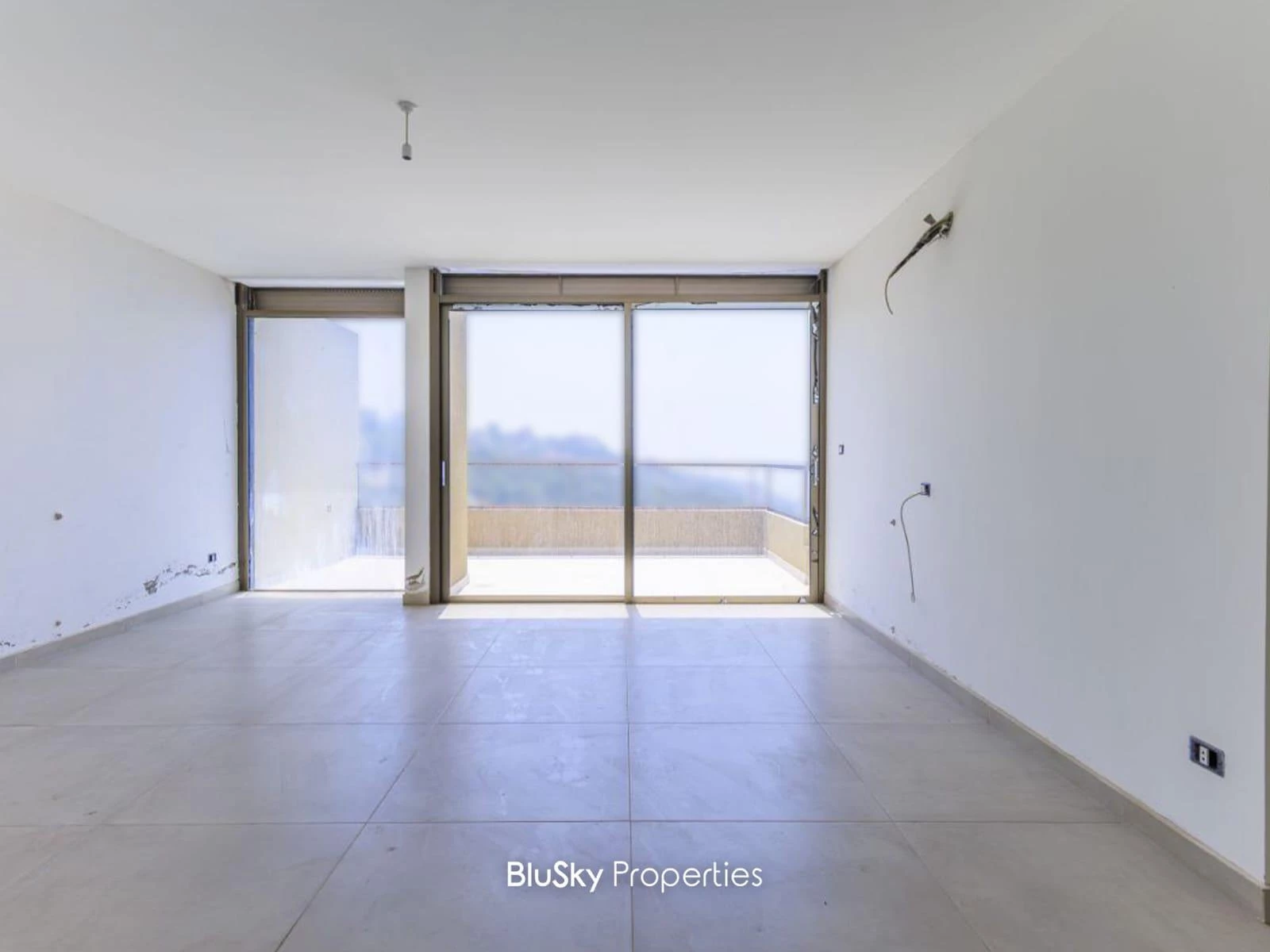 Duplex 310m² Sea View for Sale in Halat — photo 3