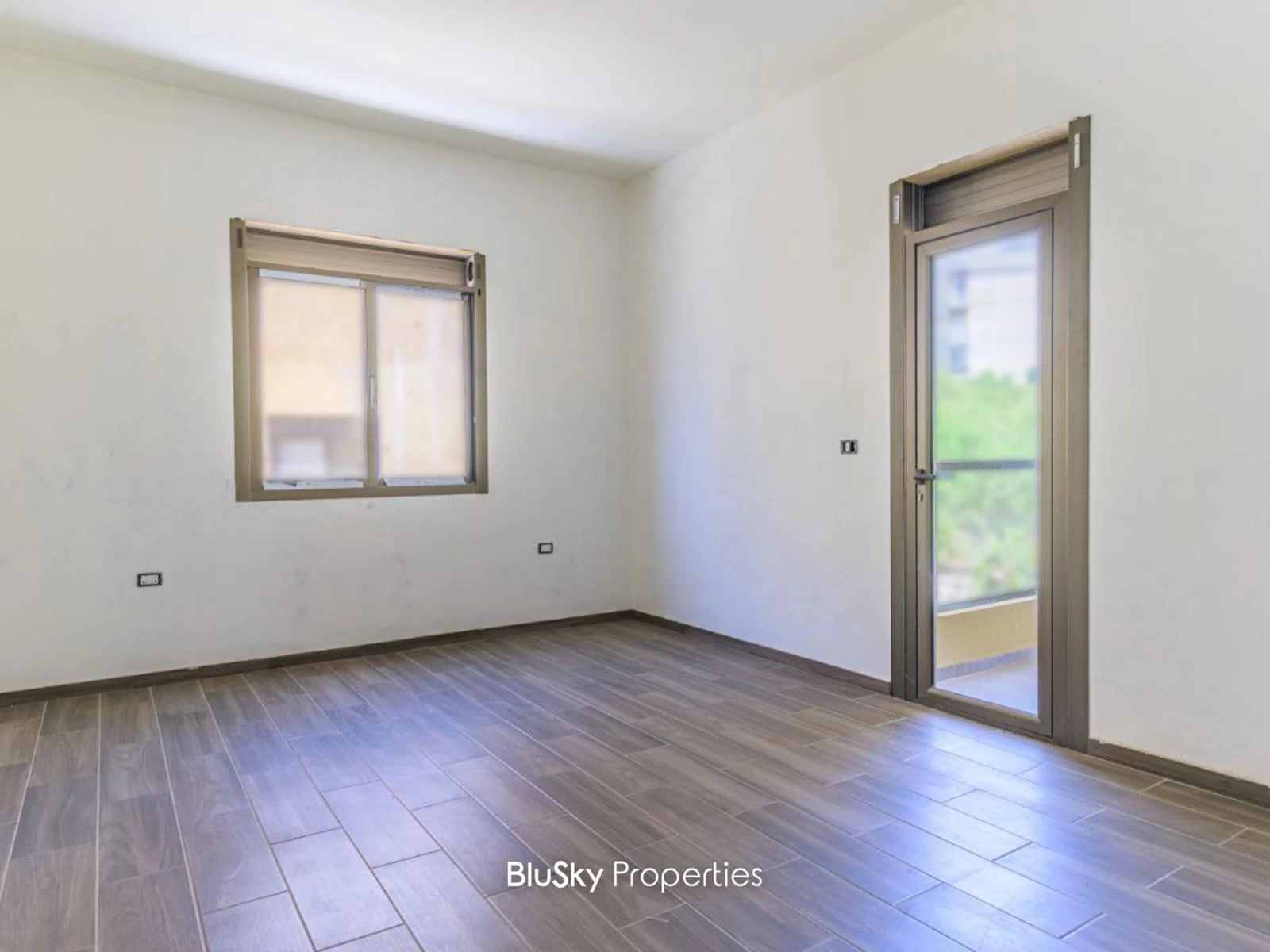 Duplex 310m² Sea View for Sale in Halat — photo 5