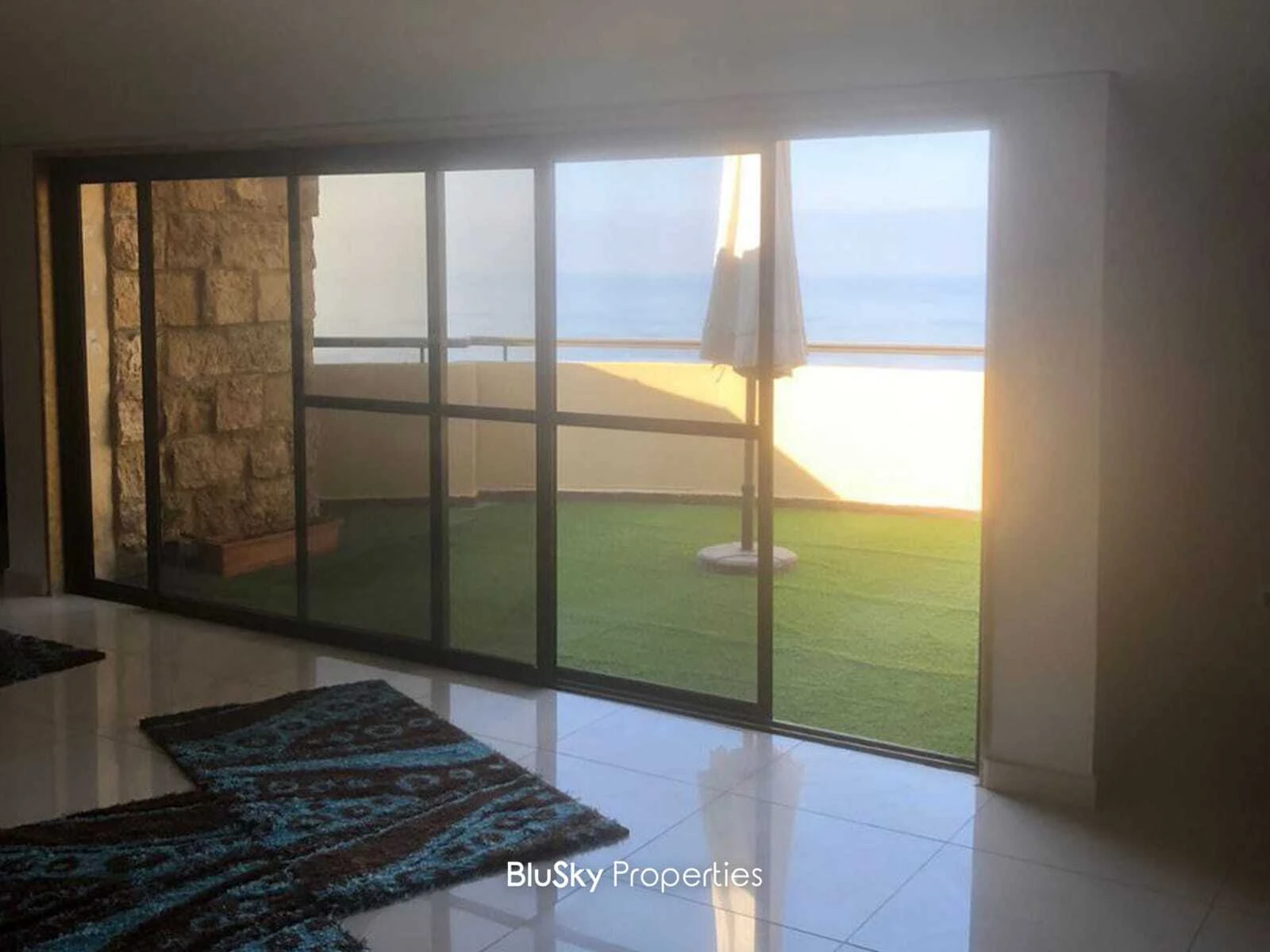 Duplex 310m² Balcony for Sale in Halat — photo 3