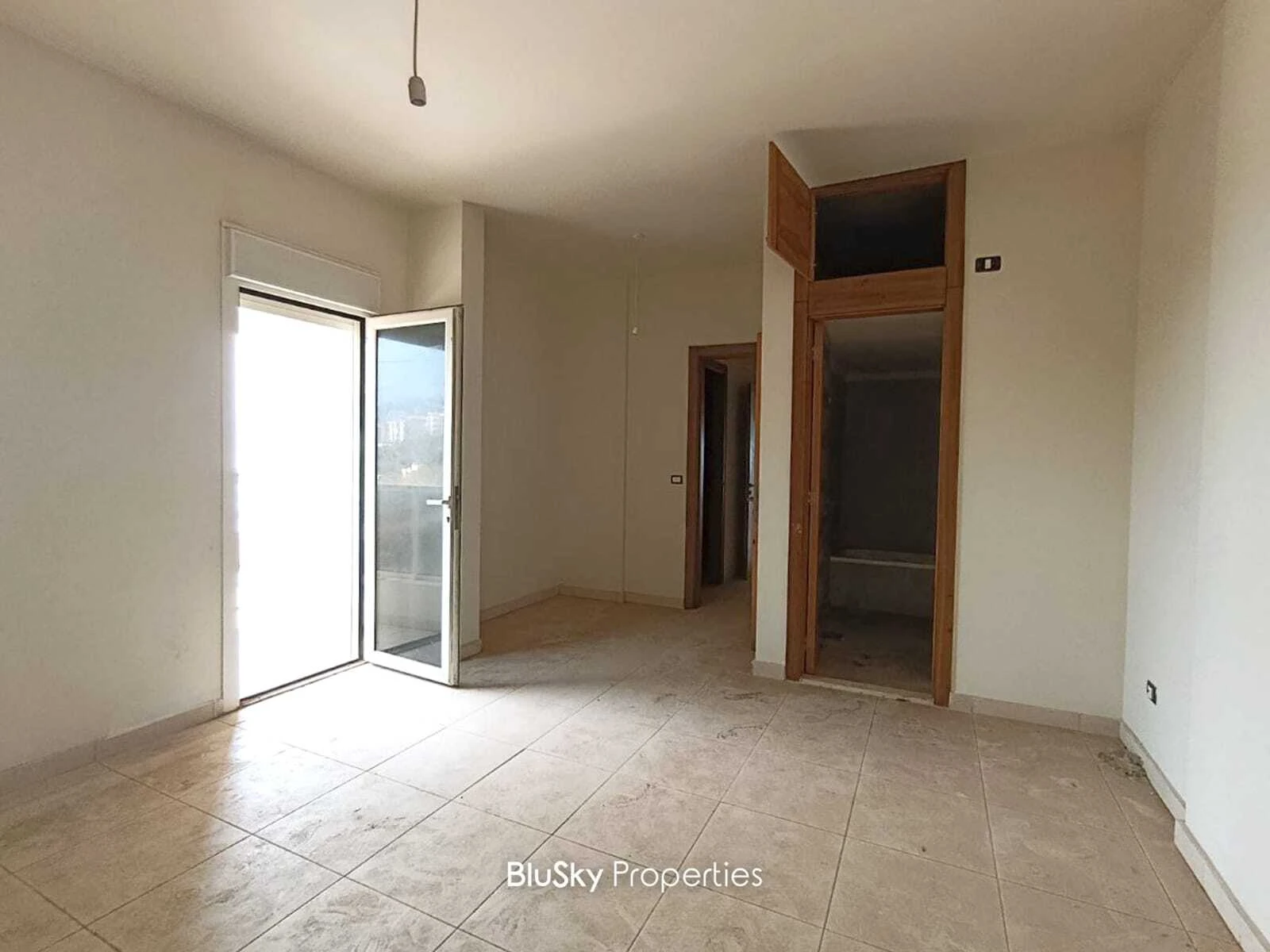 Duplex 360m² Sea View for Sale in Halat — الصورة 5