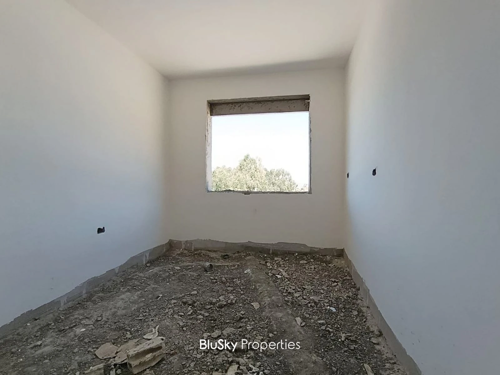 Apartment 90m² with Sea View for Sale in Halat — photo 4