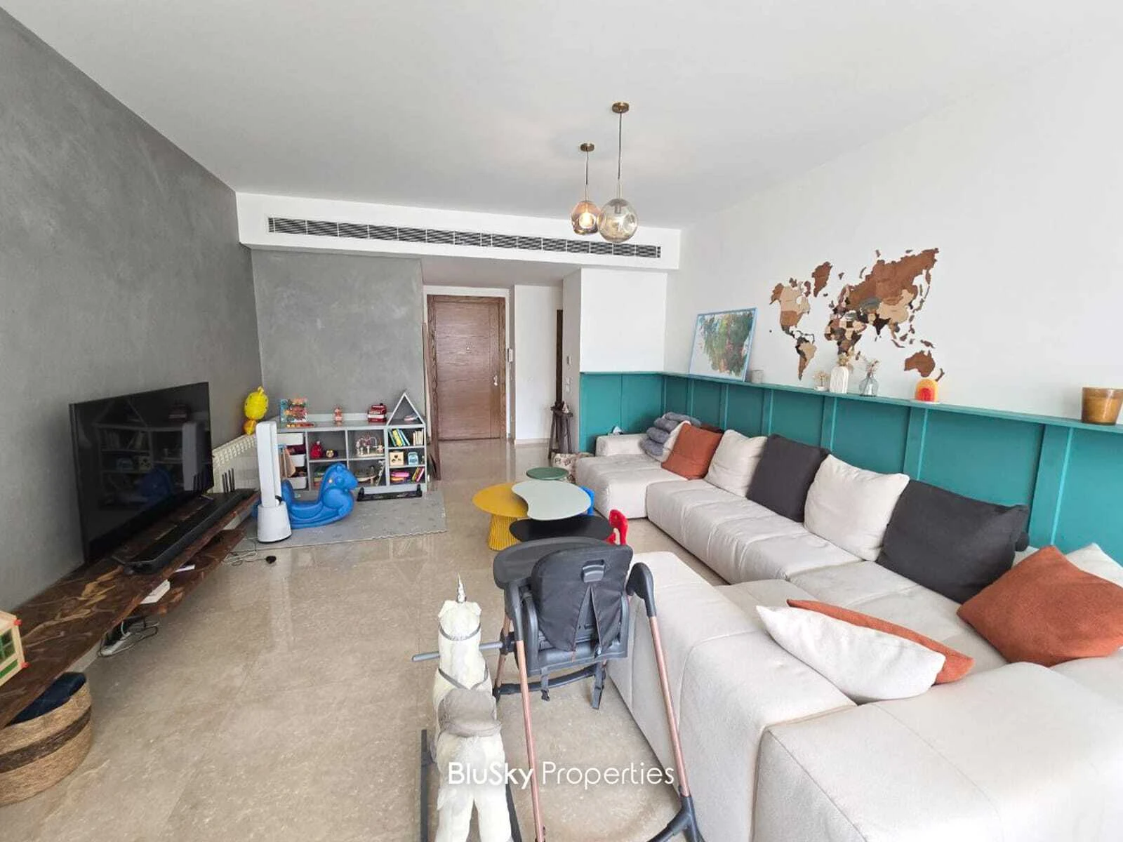 Apartment 150m² for Sale in Hazmieh — photo 2