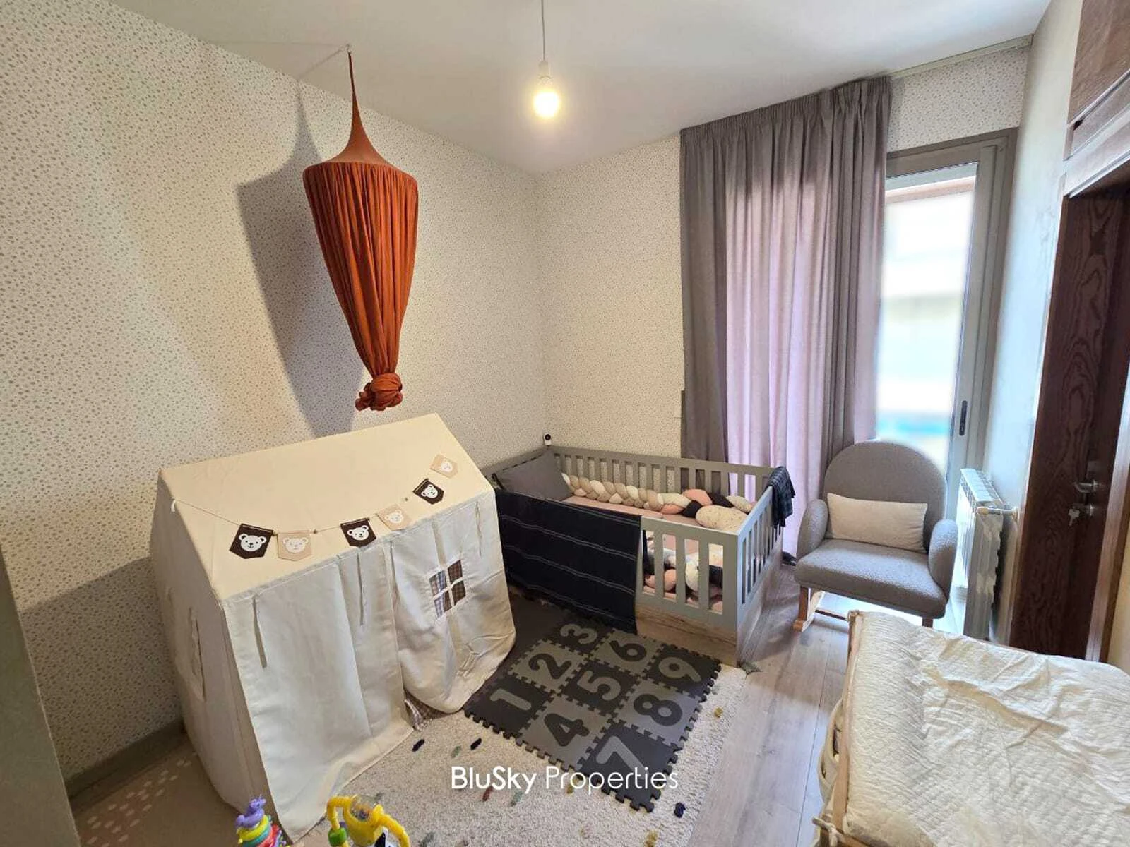 Apartment 150m² for Sale in Hazmieh — photo 5