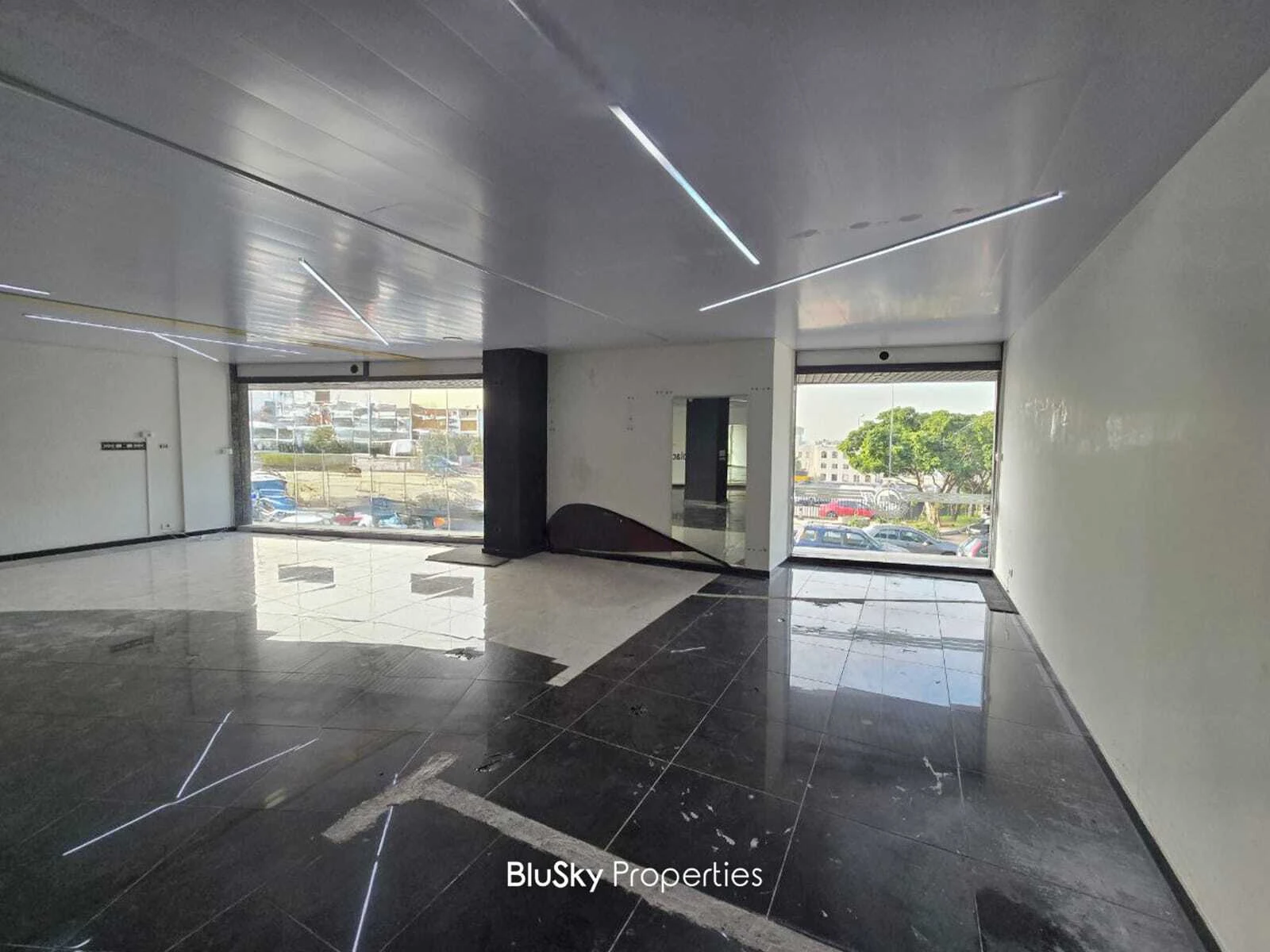 Office 160m² City View for Rent in Hazmieh