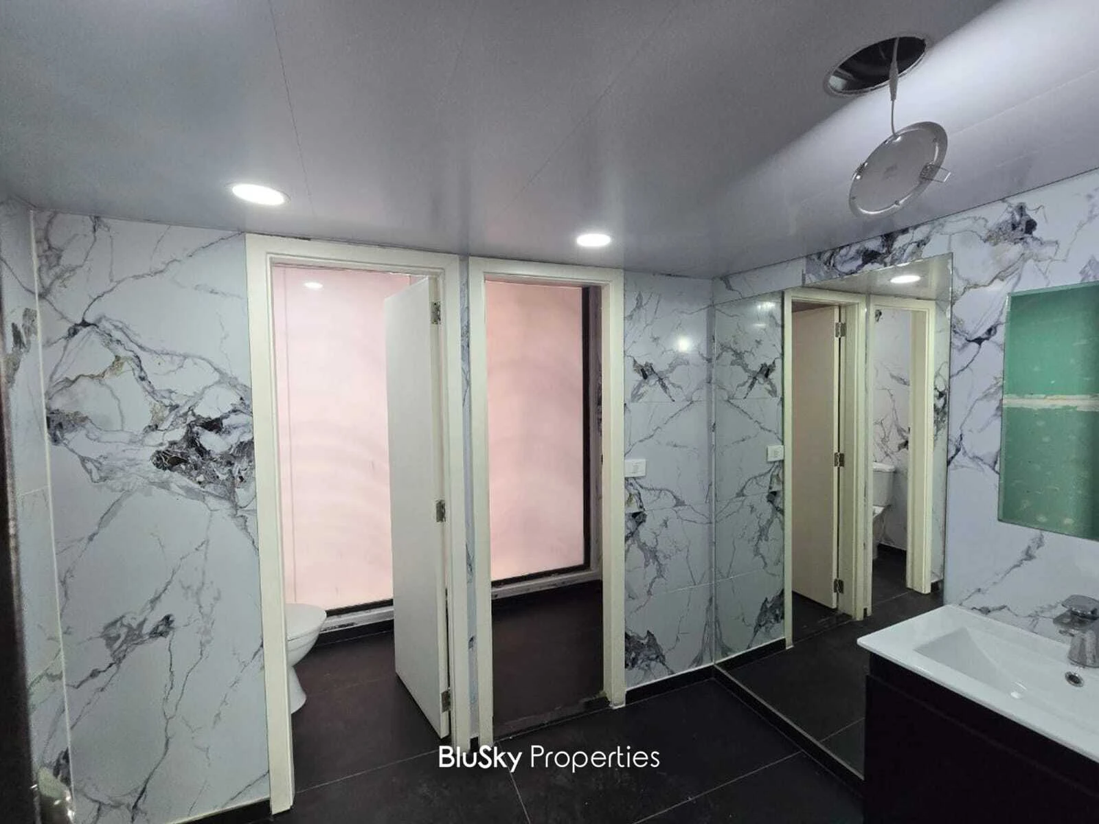Office 160m² City View for Rent in Hazmieh — photo 4