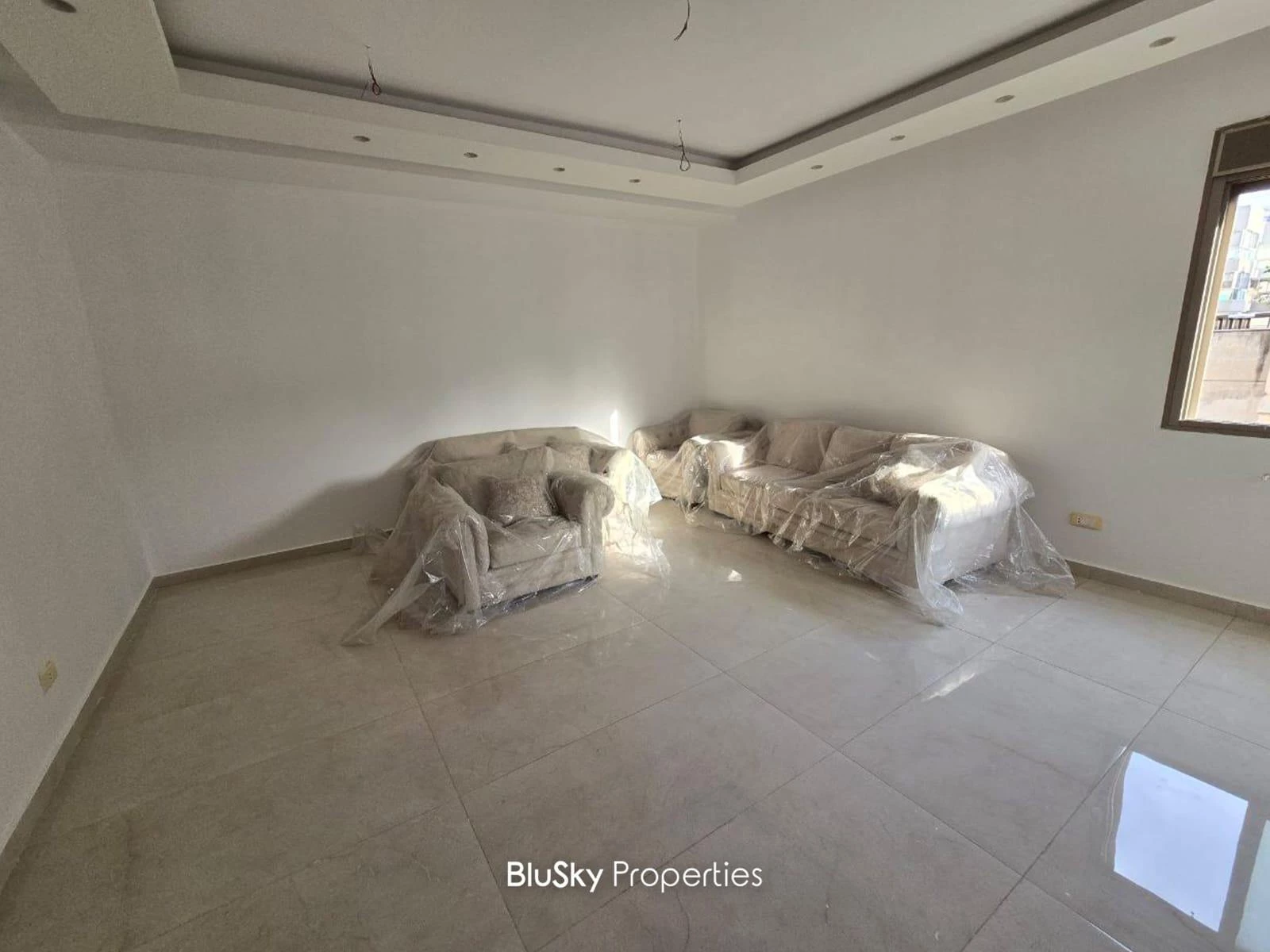 Apartment 230m² for Sale in Hazmieh — photo 3