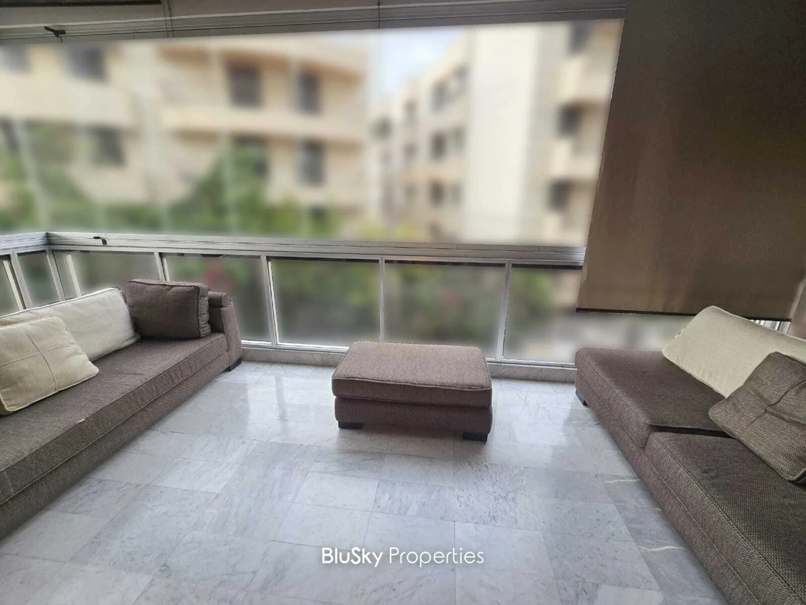 Apartment 250m² for Rent in Hazmieh — الصورة 3