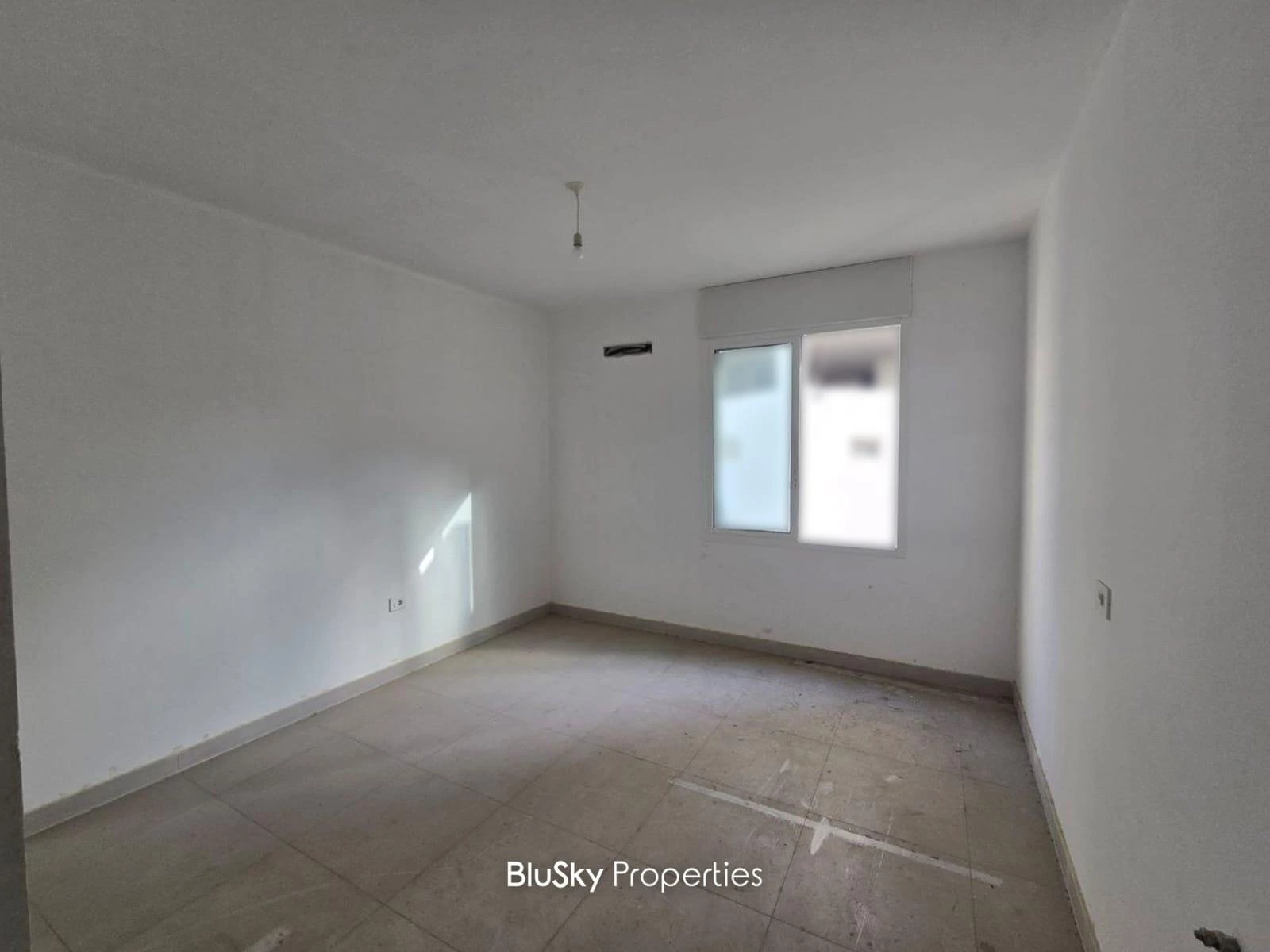 Duplex 310m² Balcony for Sale in Hazmieh — photo 2