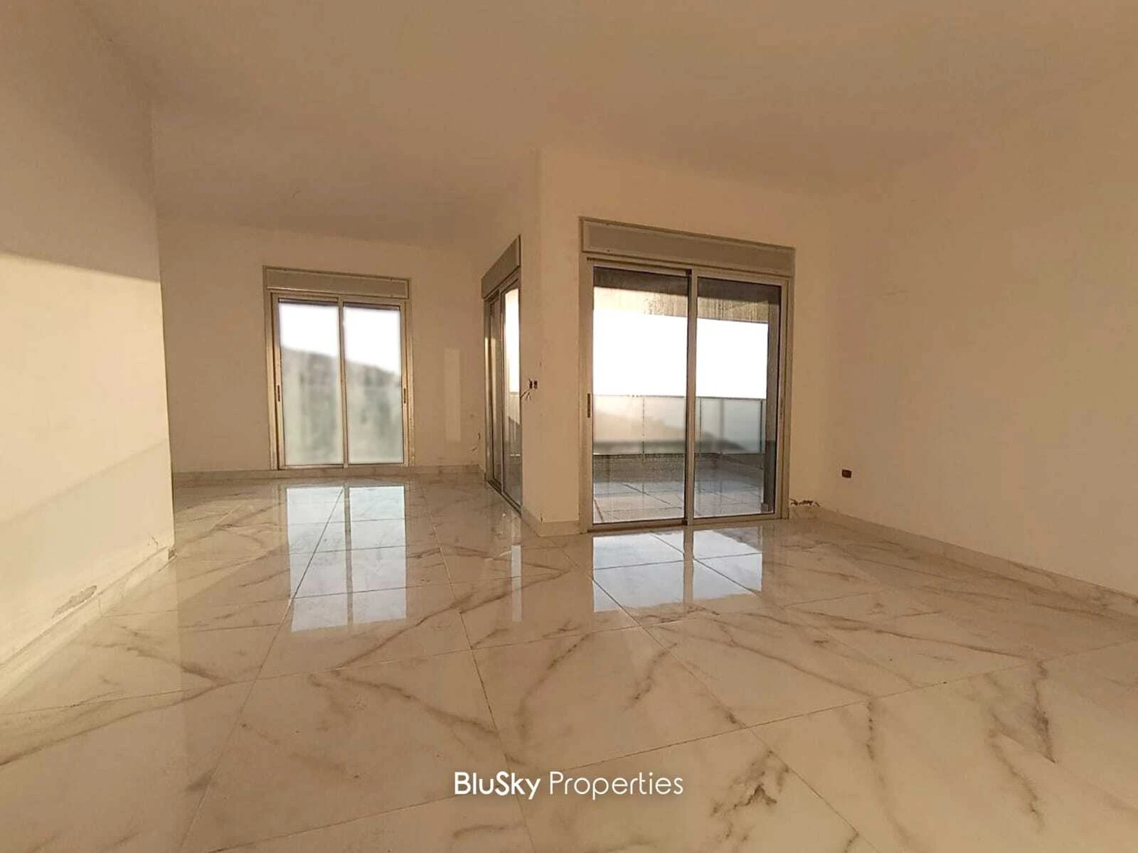 Apartment 152m² Terrace for Sale in Hboub