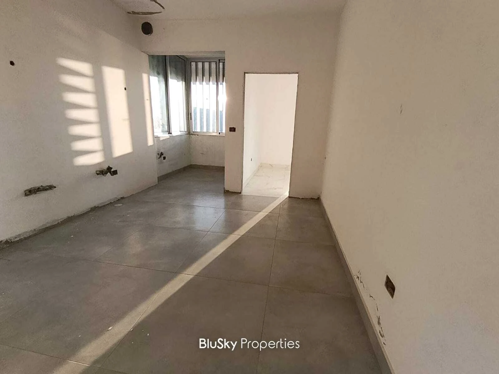Apartment 152m² Terrace for Sale in Hboub — photo 2