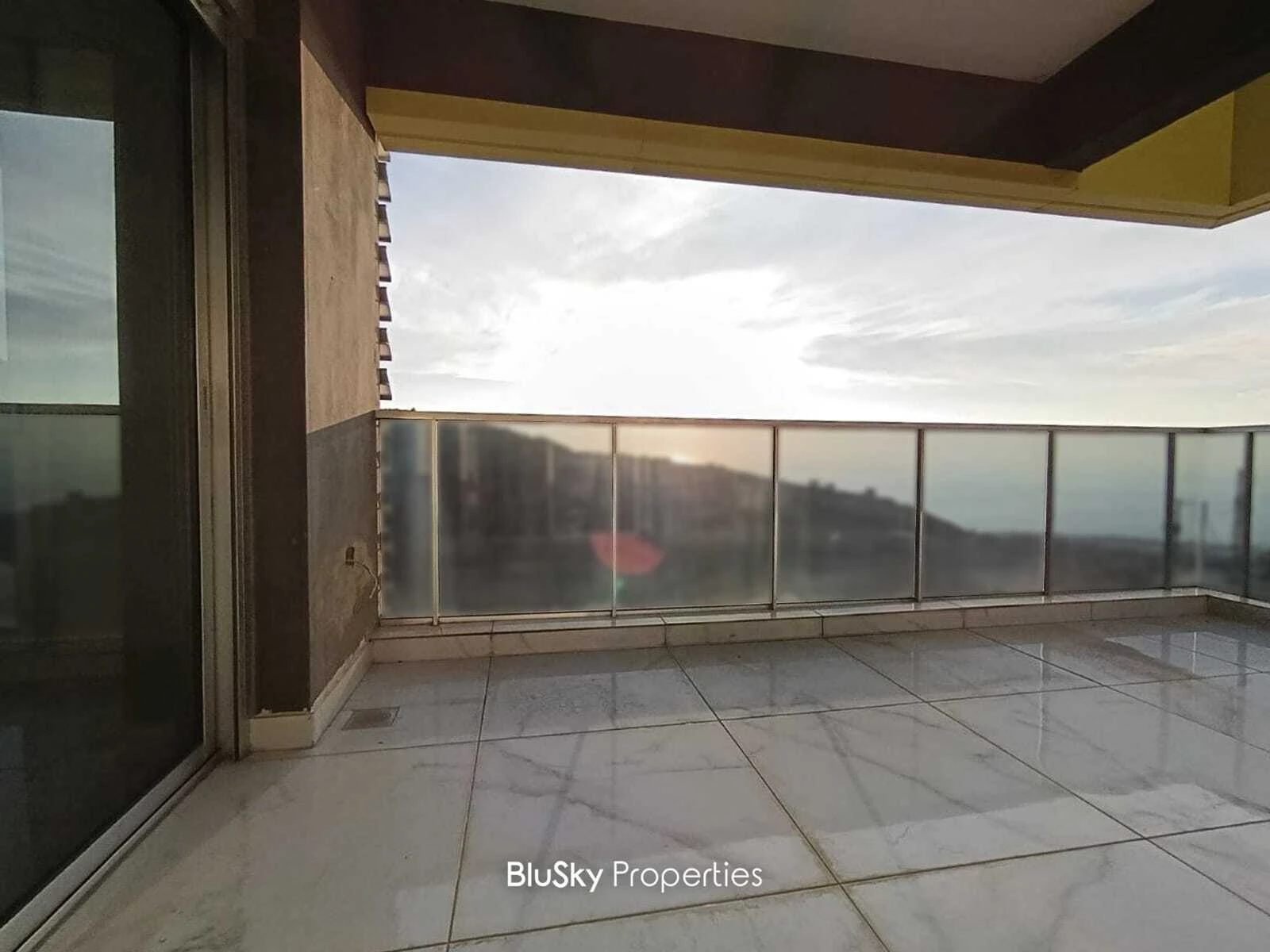 Apartment 156m² Sea View for Sale in Hboub — photo 2