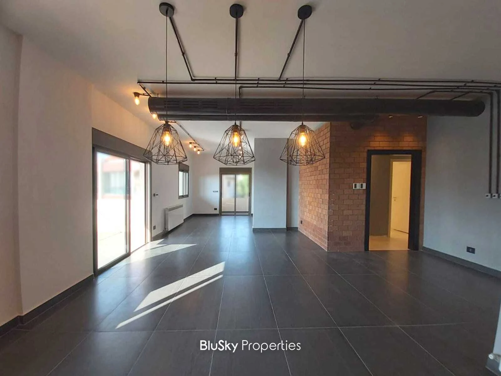Apartment 175m² Garden for Sale in Hboub