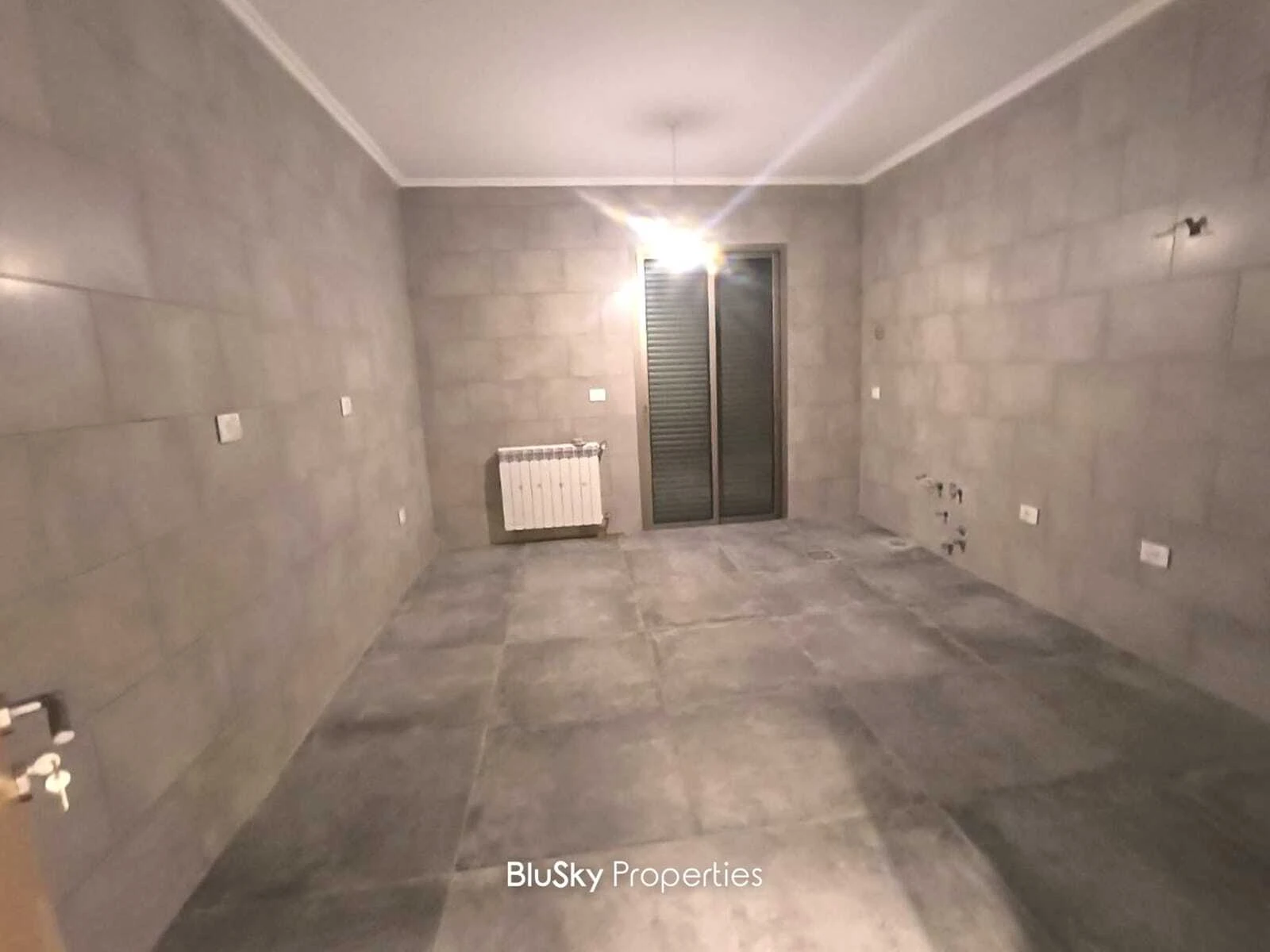 Apartment 213m² for Sale in Hbous — photo 3