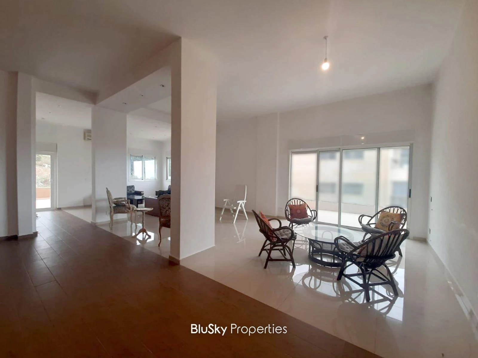 Apartment 250m² Terrace for Rent in Hboub