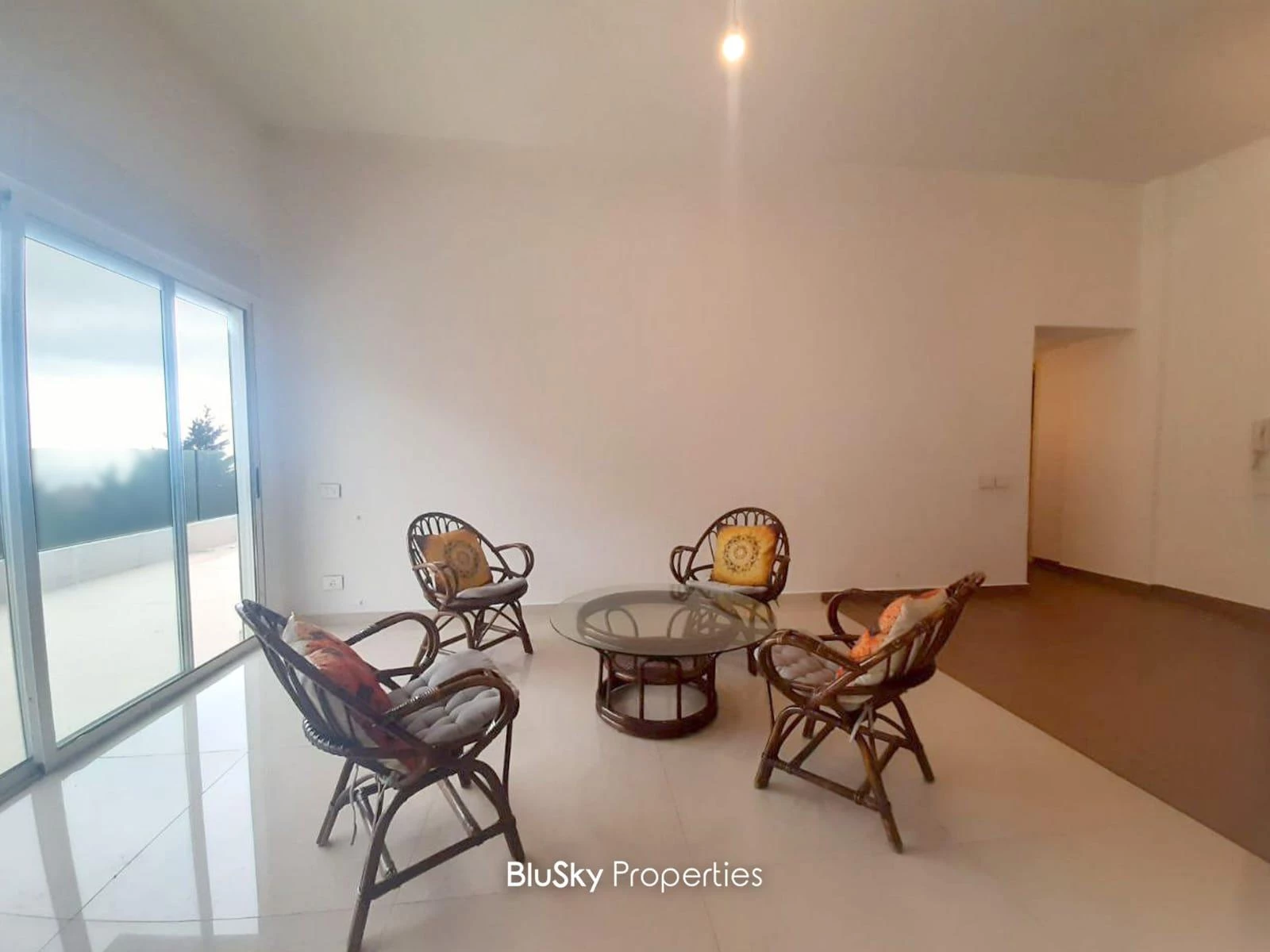 Apartment 250m² Terrace for Rent in Hboub — الصورة 2