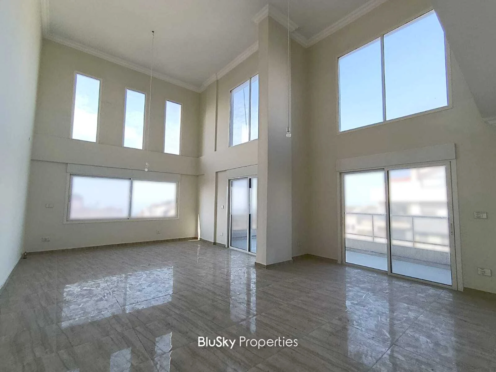 Apartment 250m² City View for Sale in Hboub — photo 1