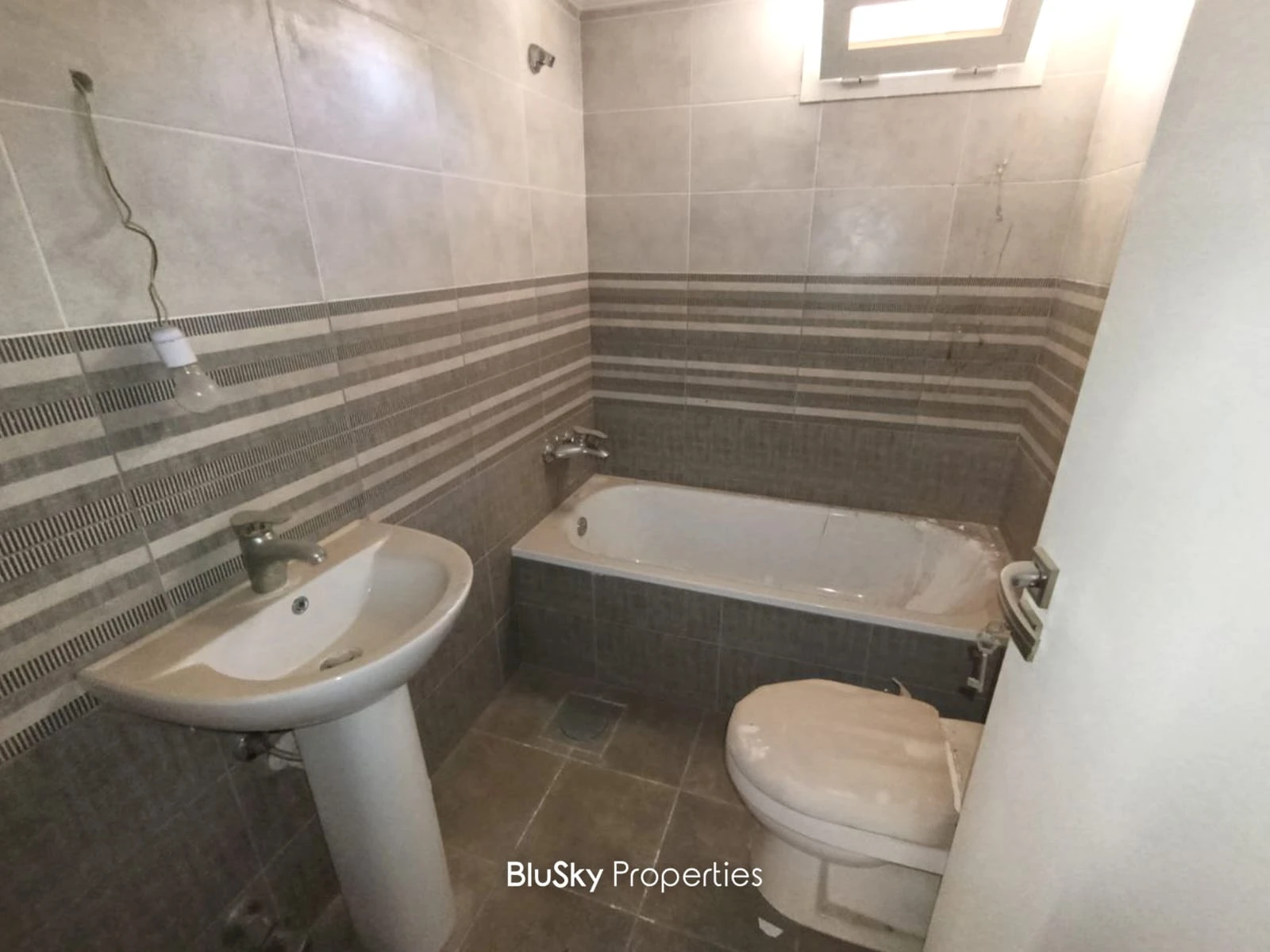 Apartment 120m² with Sea View for Sale in Hosrayel — الصورة 4