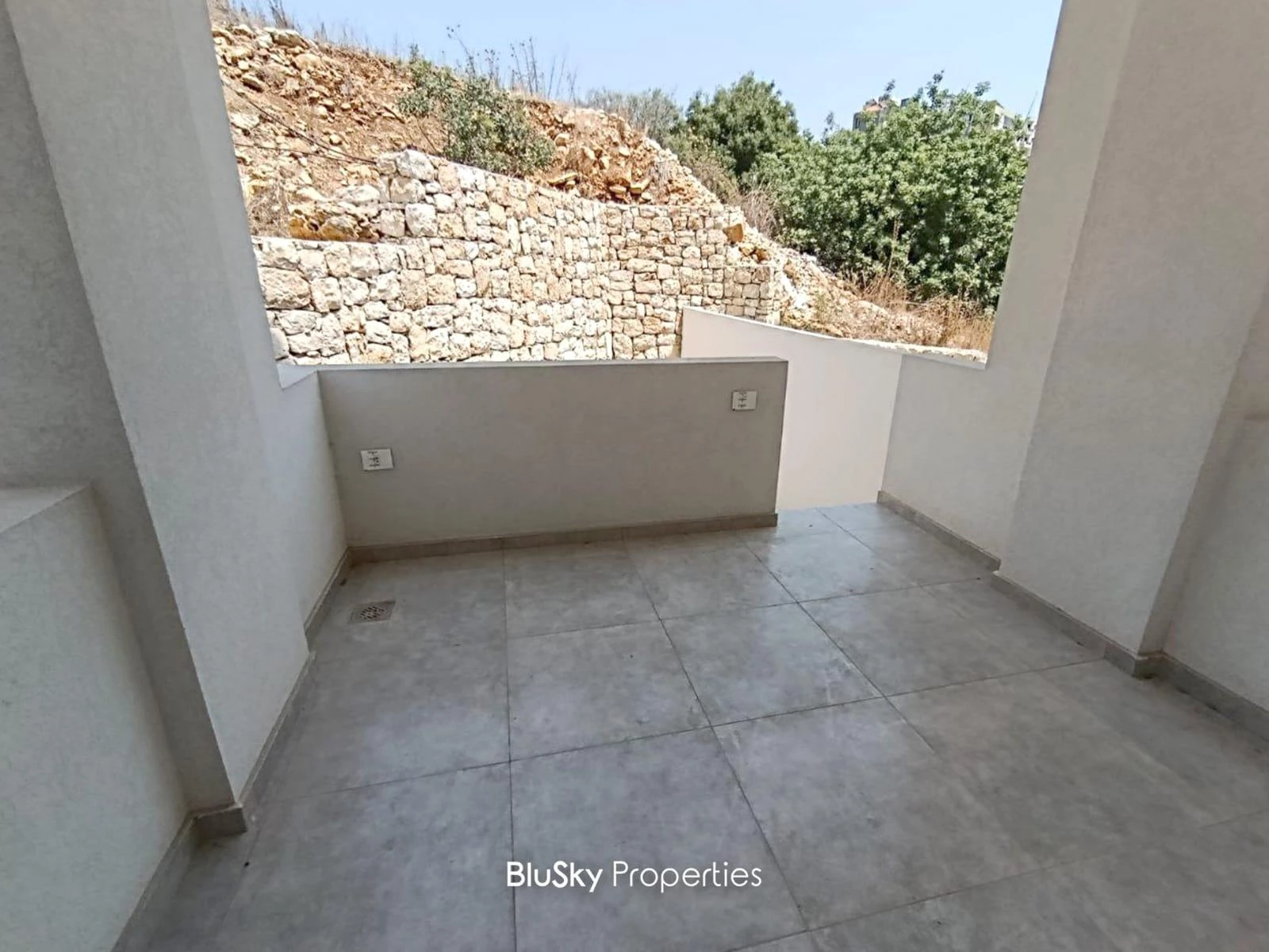 Apartment 120m² Garden for Sale in Hosrayel — photo 3