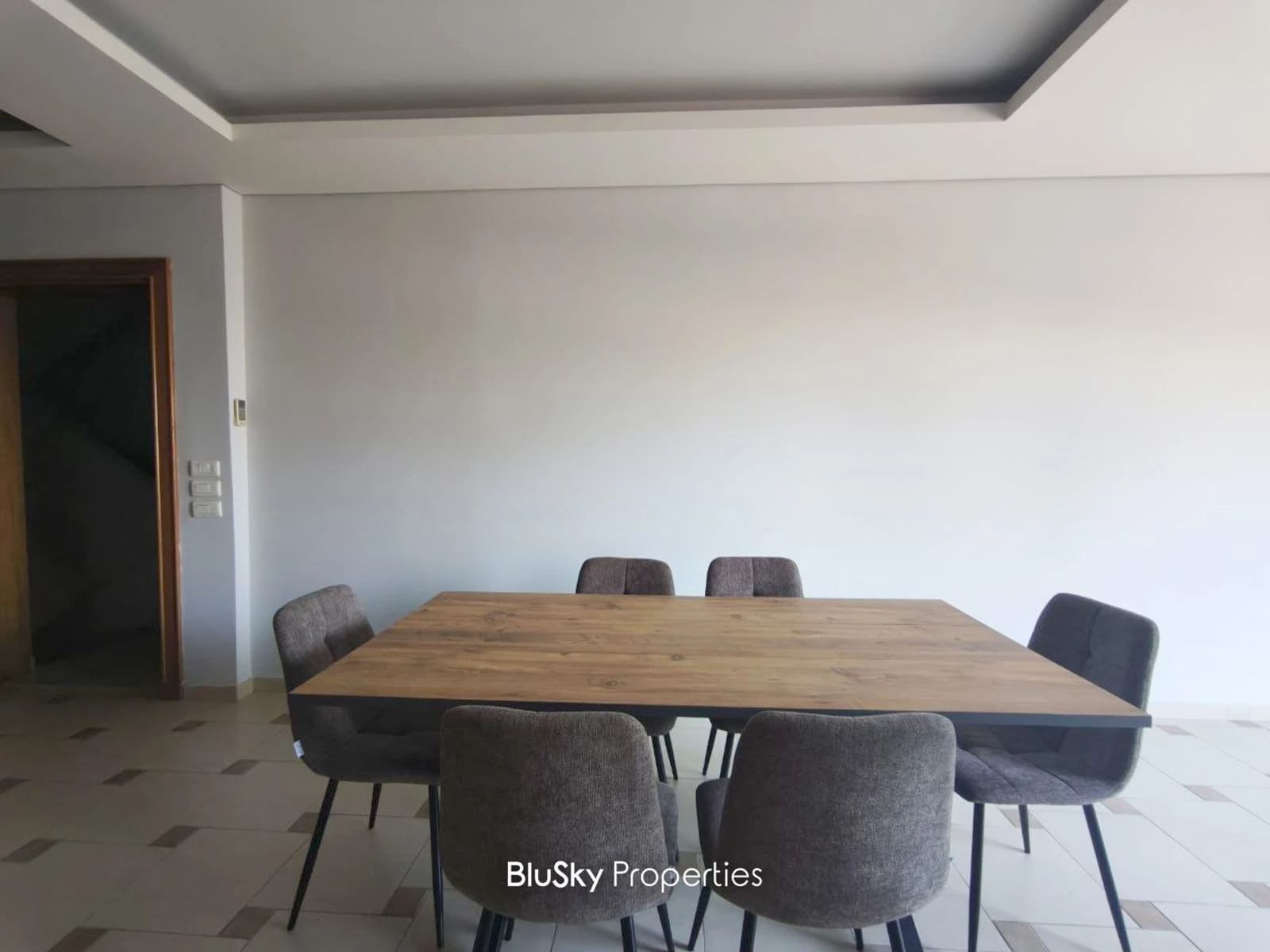 Apartment 140m² with Sea View for Rent in Haret Sakher — الصورة 2
