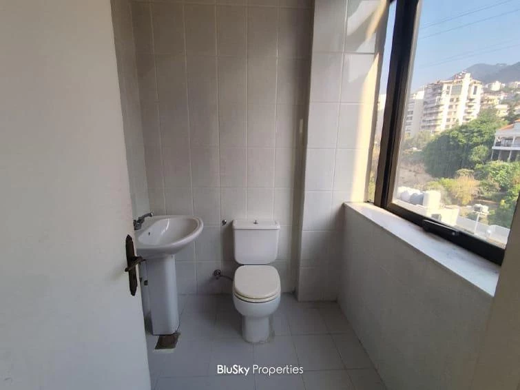 Office 140m² for Rent in Haret Sakher — الصورة 4