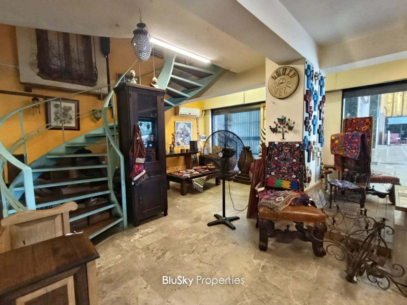 Shop 144m² for Sale in Haret Sakher — photo 2