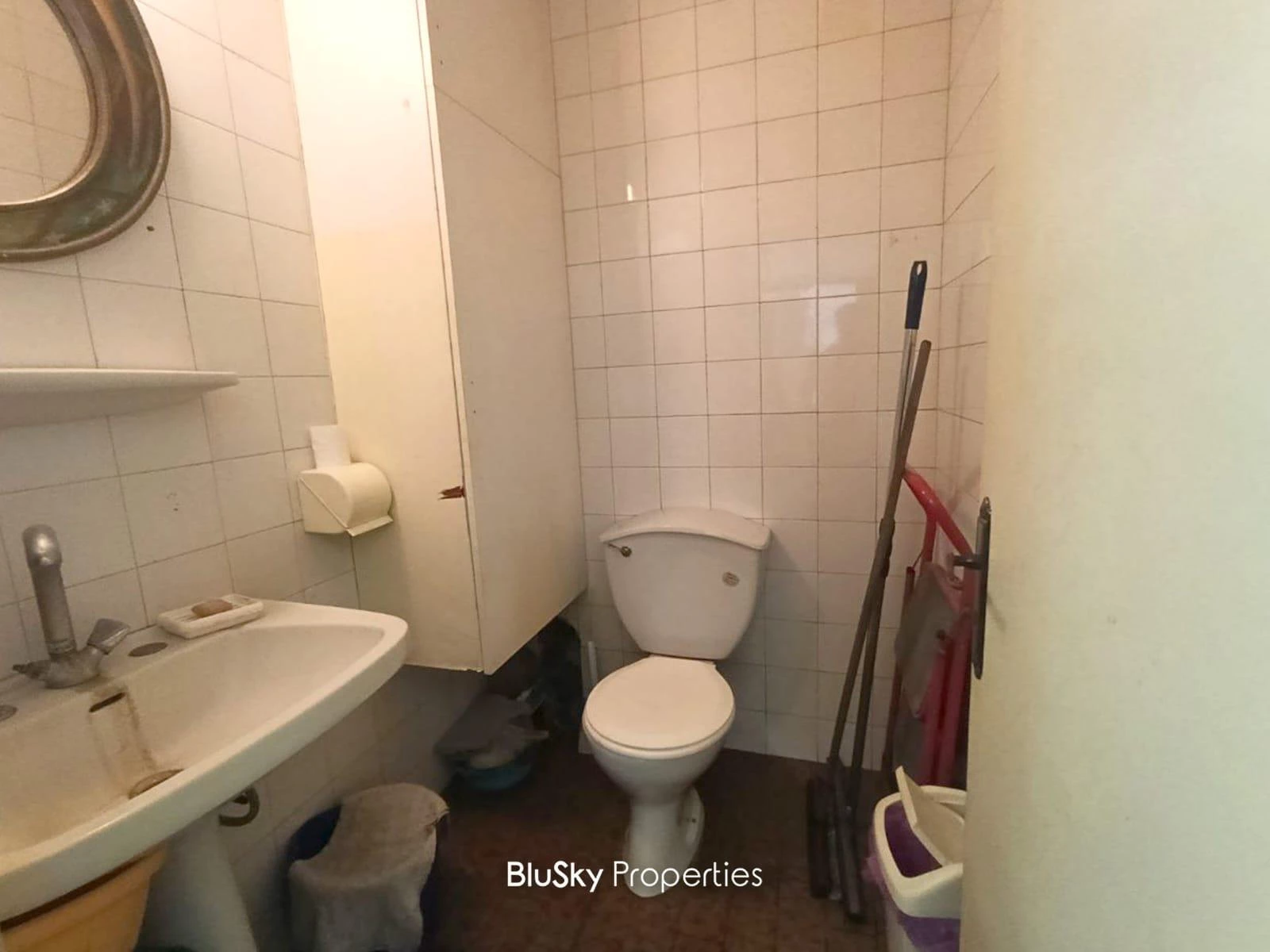 Shop 144m² for Sale in Haret Sakher — photo 4